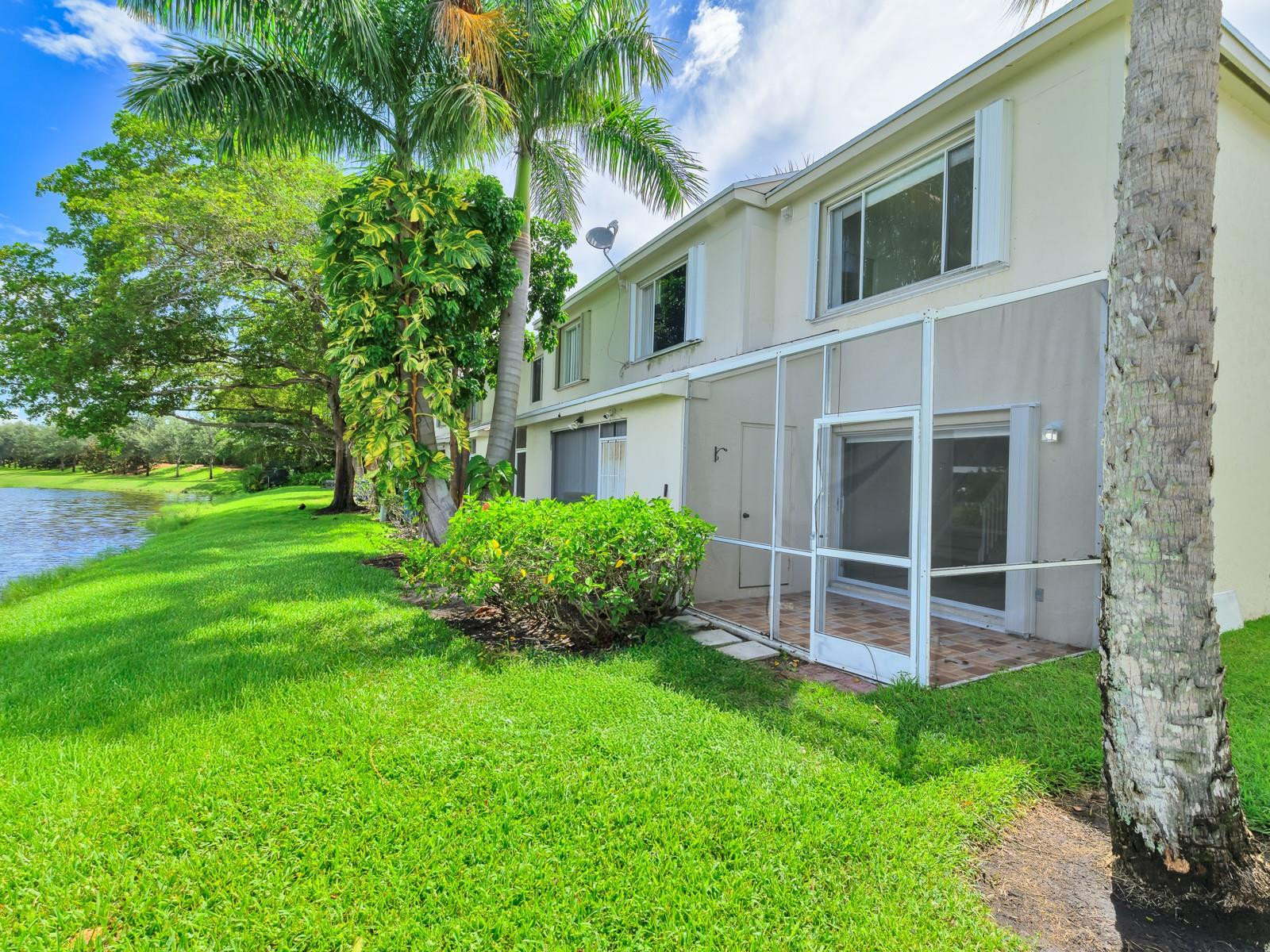 219 MALLORY, Weston FL 33326