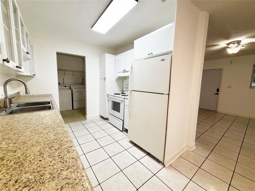 560 SW 50TH, Margate FL 33068