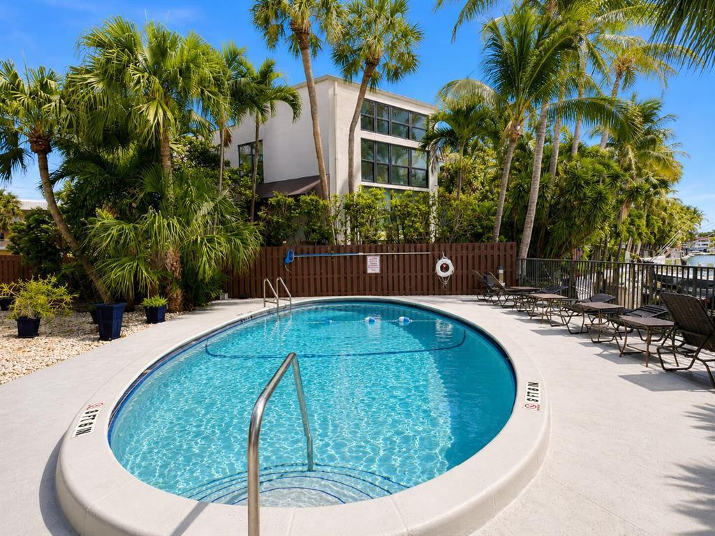 4800 BAYVIEW #306, Fort Lauderdale FL 33308