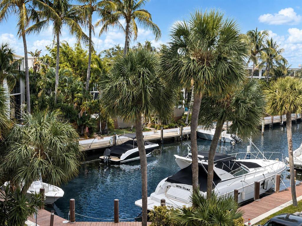 4800 BAYVIEW #306, Fort Lauderdale FL 33308