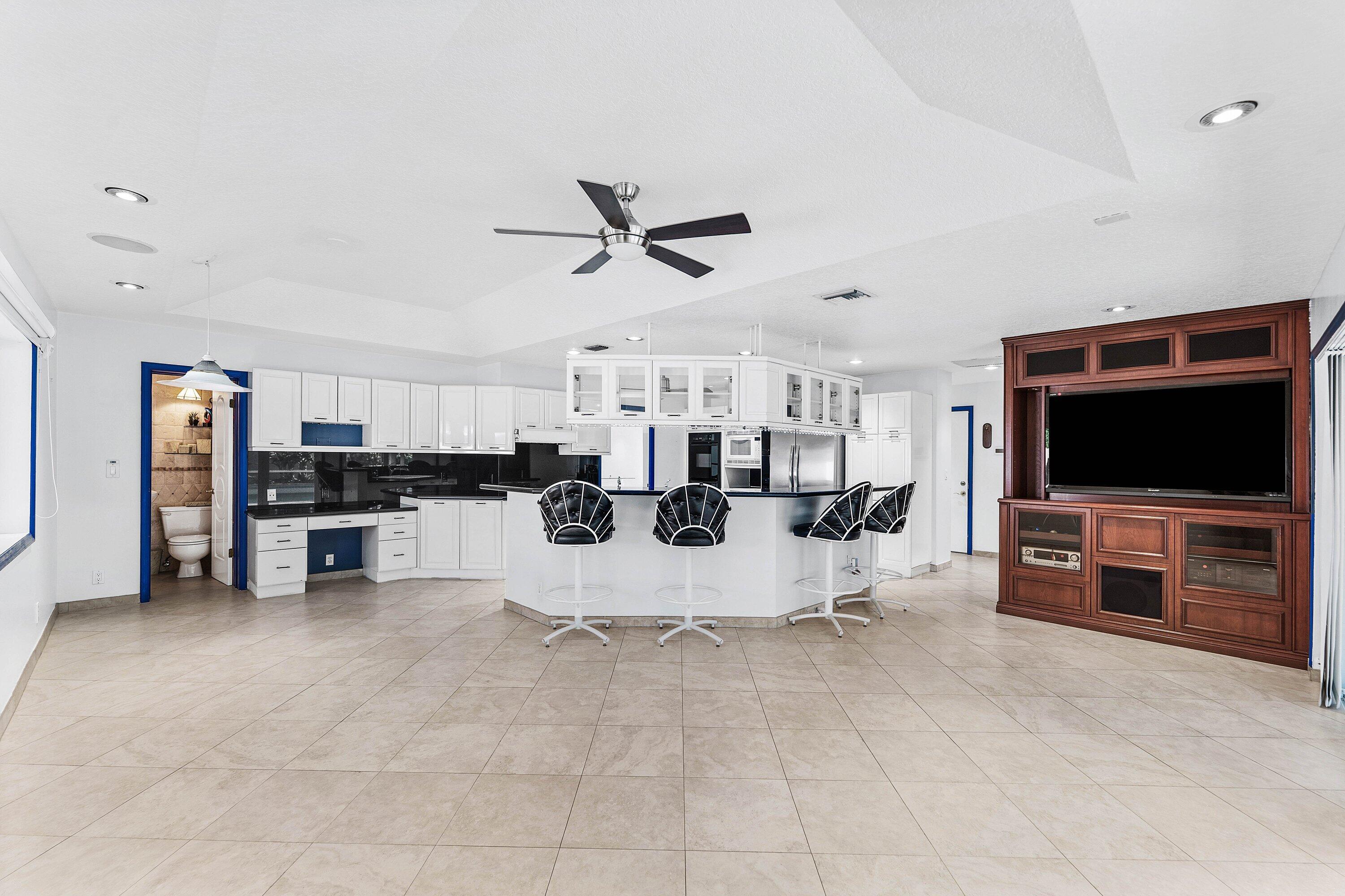 1115 SE 14TH, Deerfield Beach FL 33441