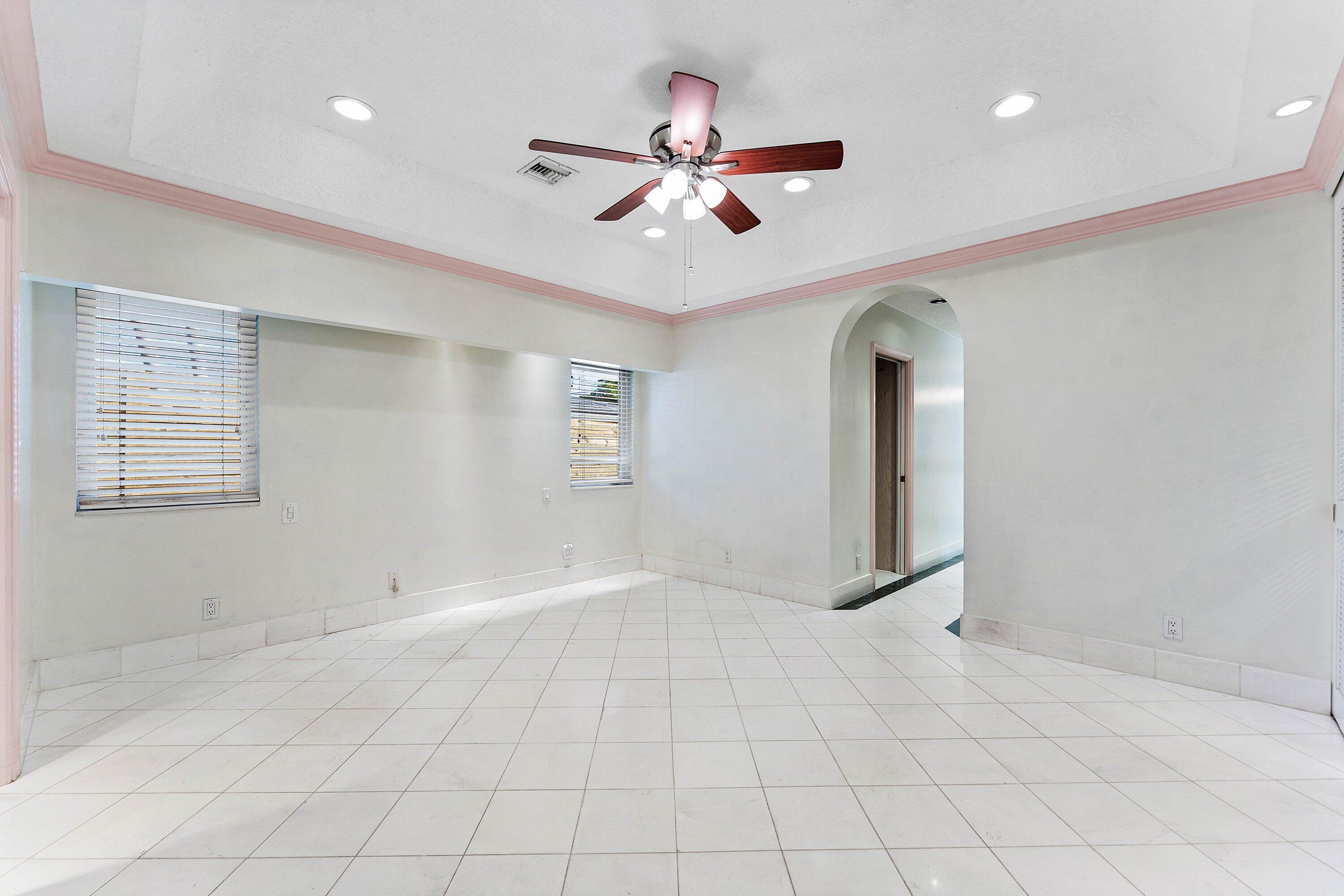 1115 SE 14TH, Deerfield Beach FL 33441