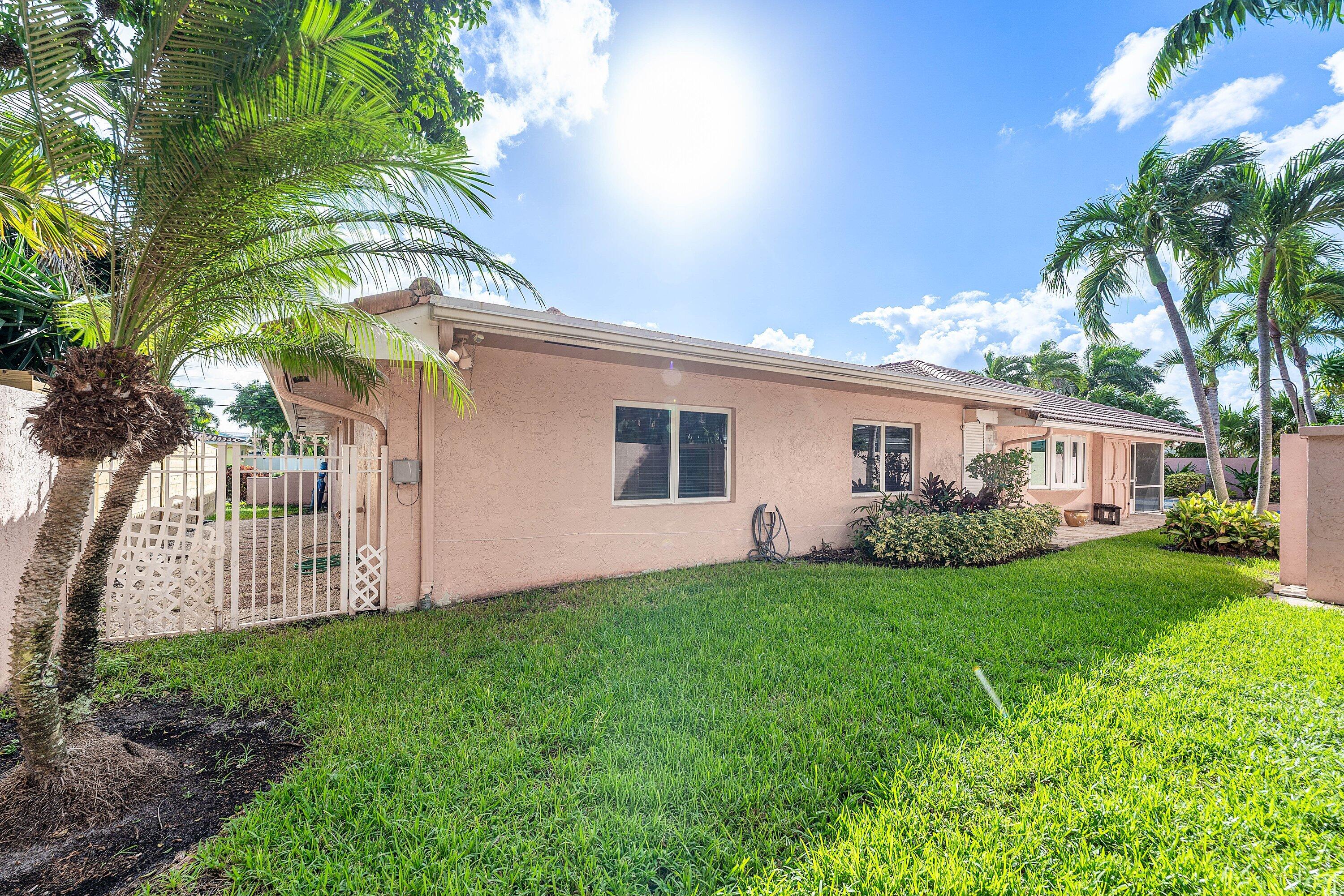 1115 SE 14TH, Deerfield Beach FL 33441