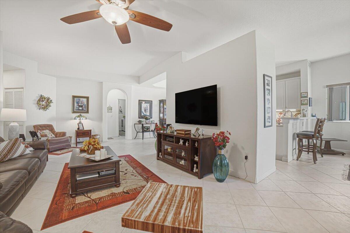 7930 Exeter, Tamarac FL 33321