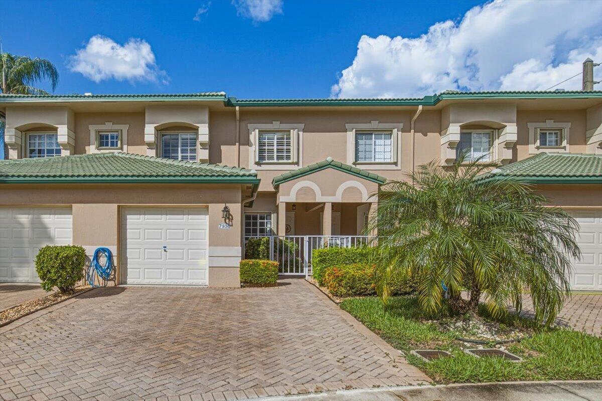 7930 Exeter, Tamarac FL 33321