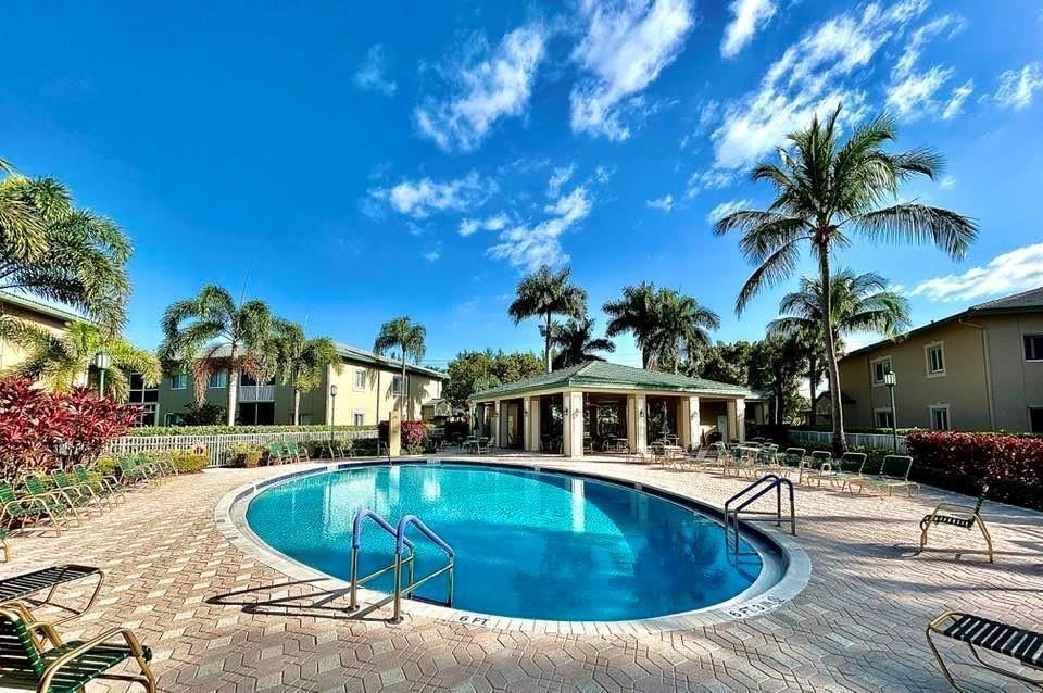 7930 Exeter, Tamarac FL 33321