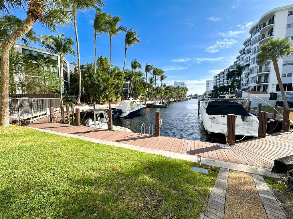 4800 Bayview #306, Fort Lauderdale FL 33308