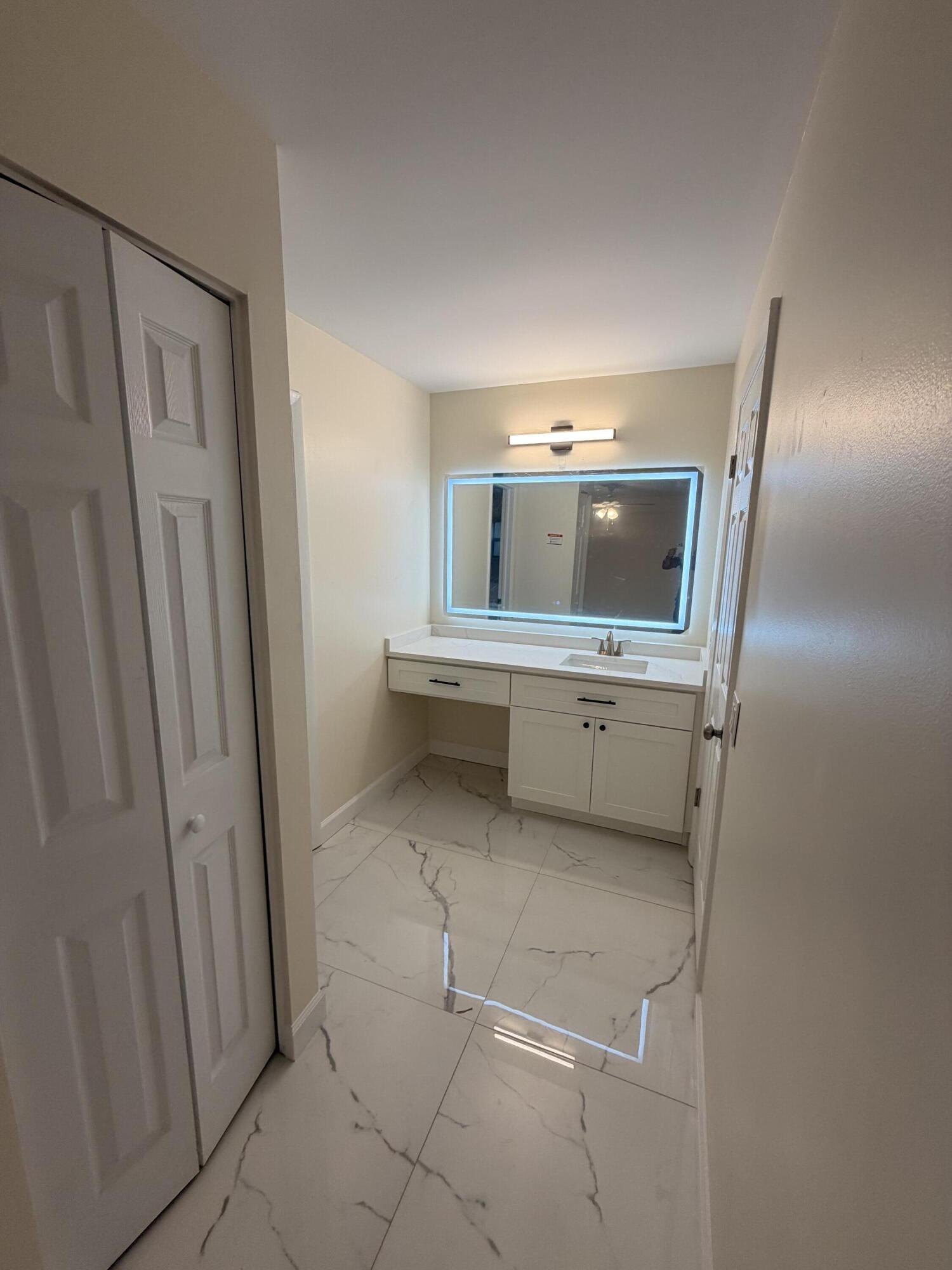 7009 NW 49th #1, Lauderhill FL 33319