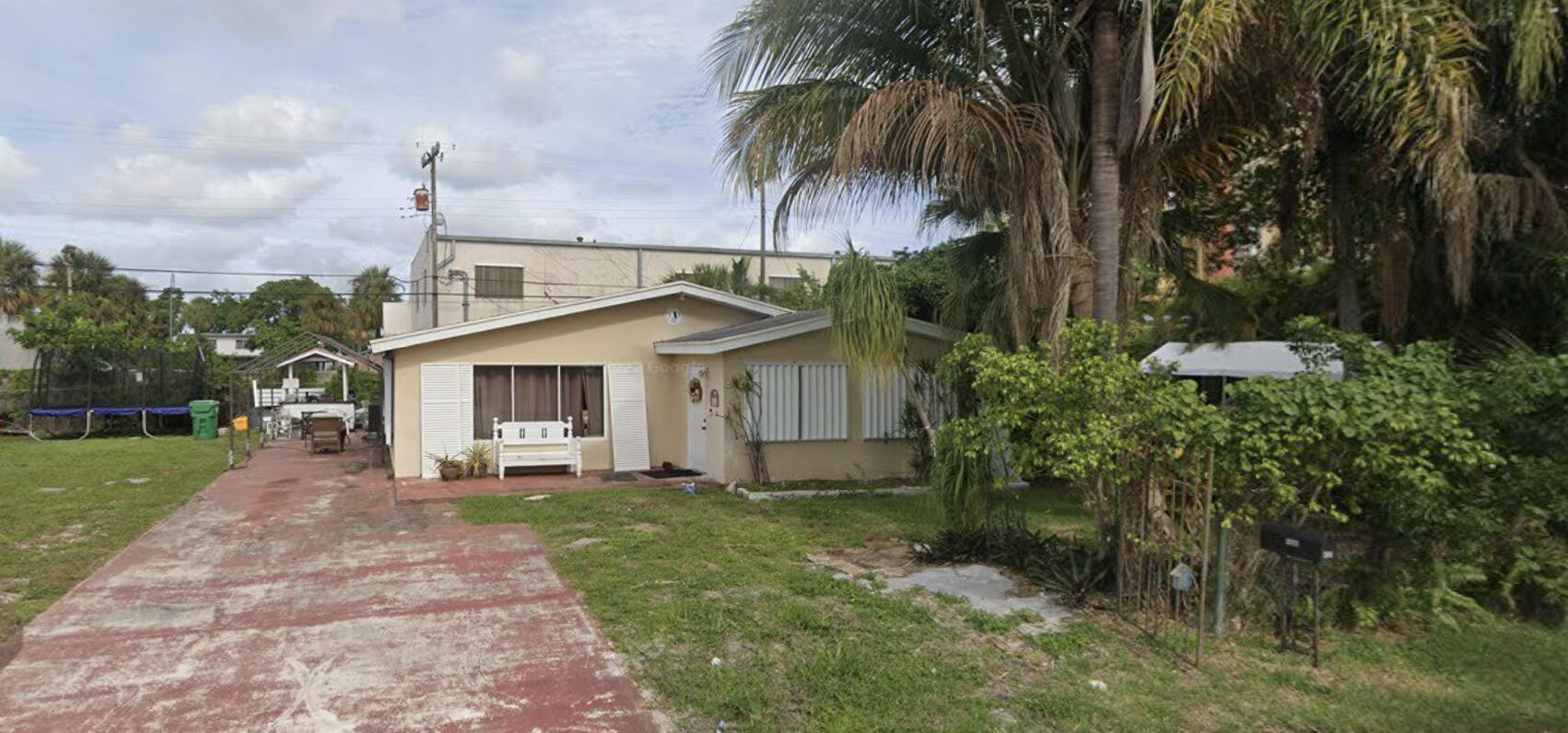 212 E 25TH, Riviera Beach FL 33404