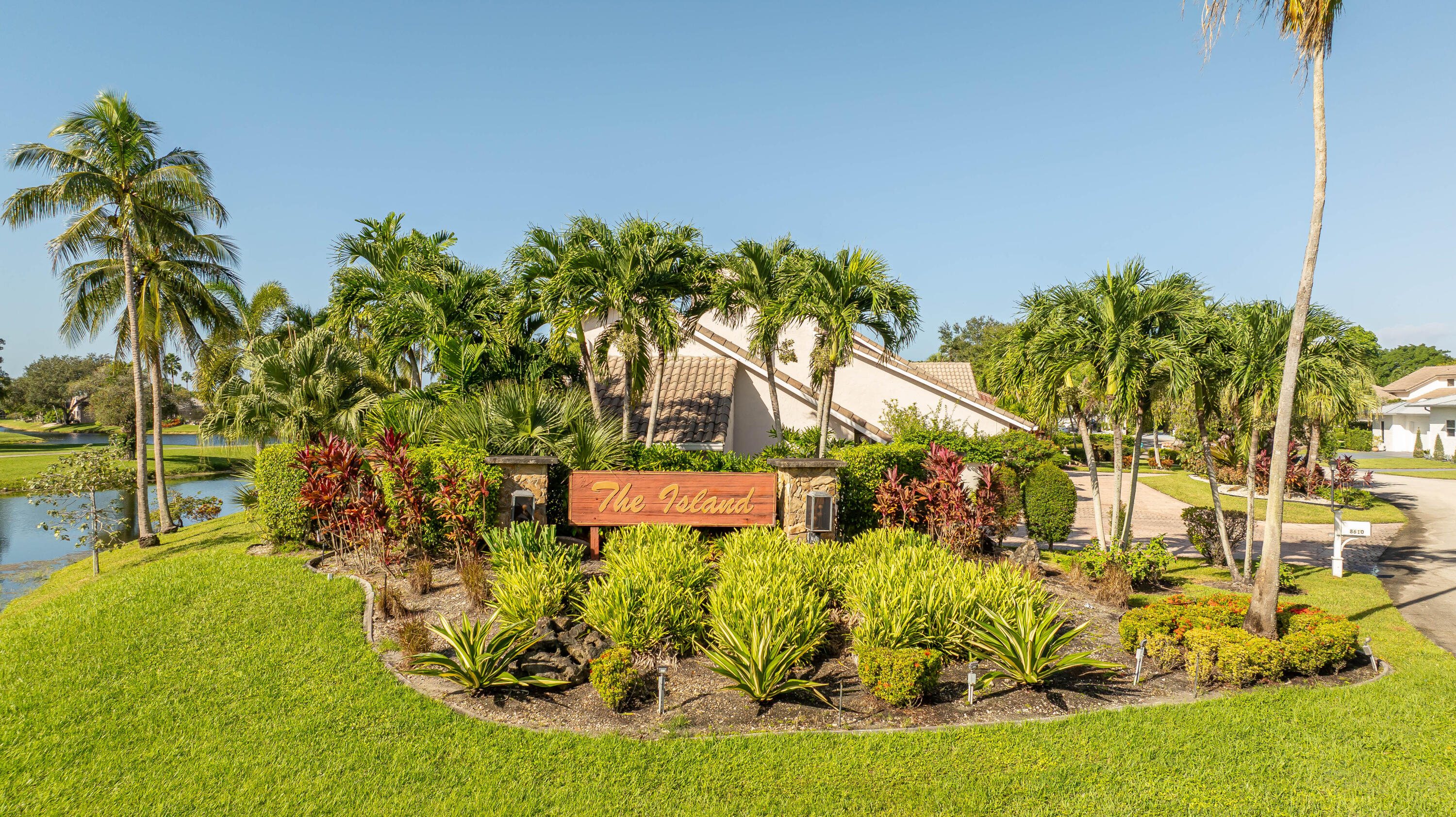 8610 BANYAN, Tamarac FL 33321