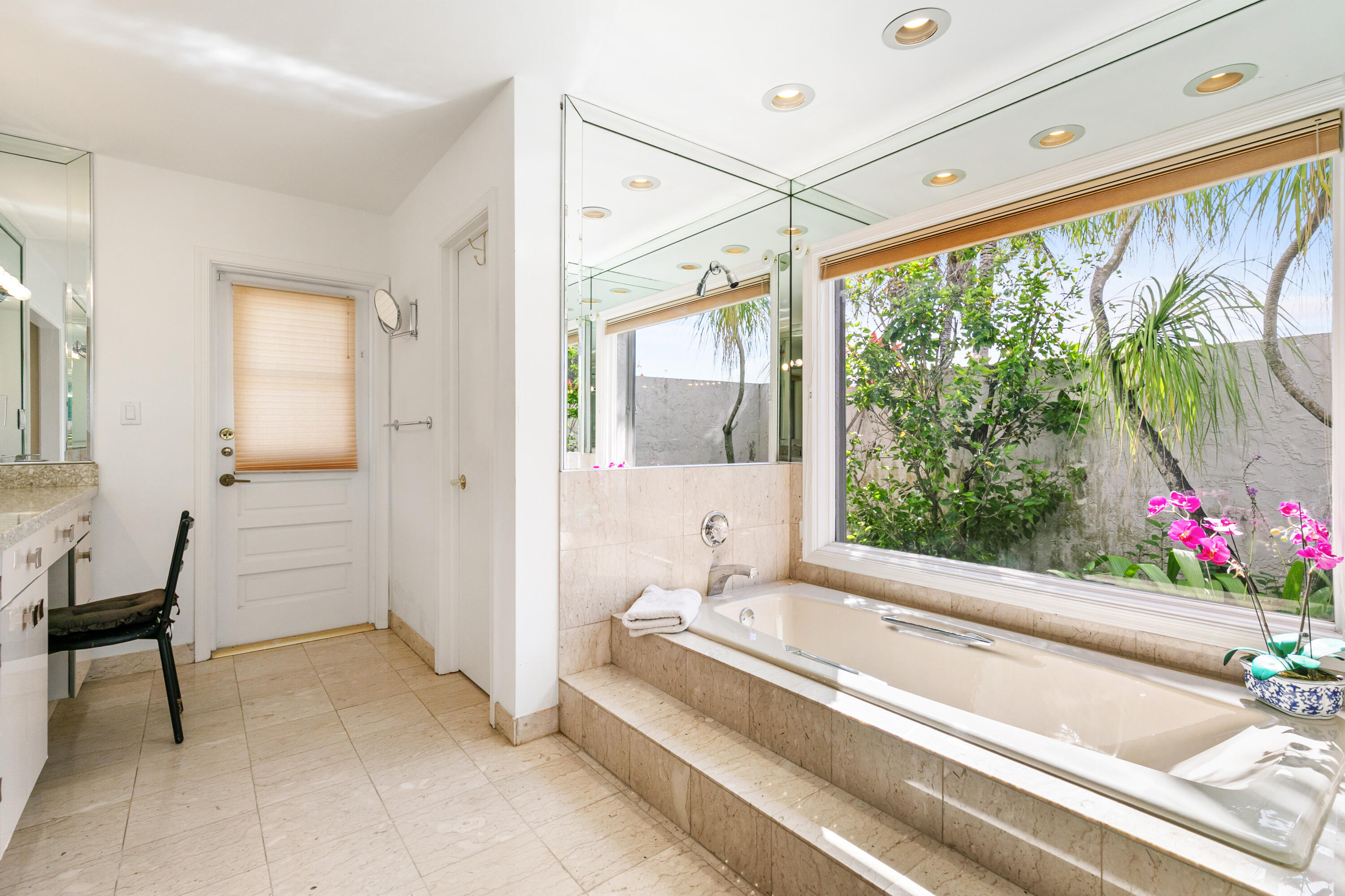 8610 BANYAN, Tamarac FL 33321
