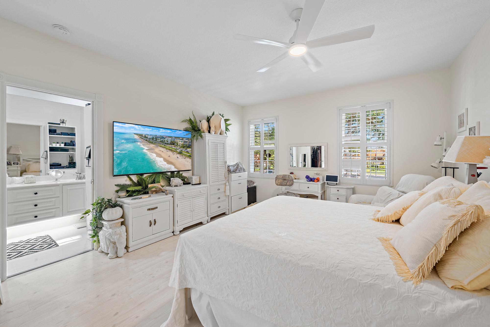 79 TALL OAKS, Tequesta FL 33469