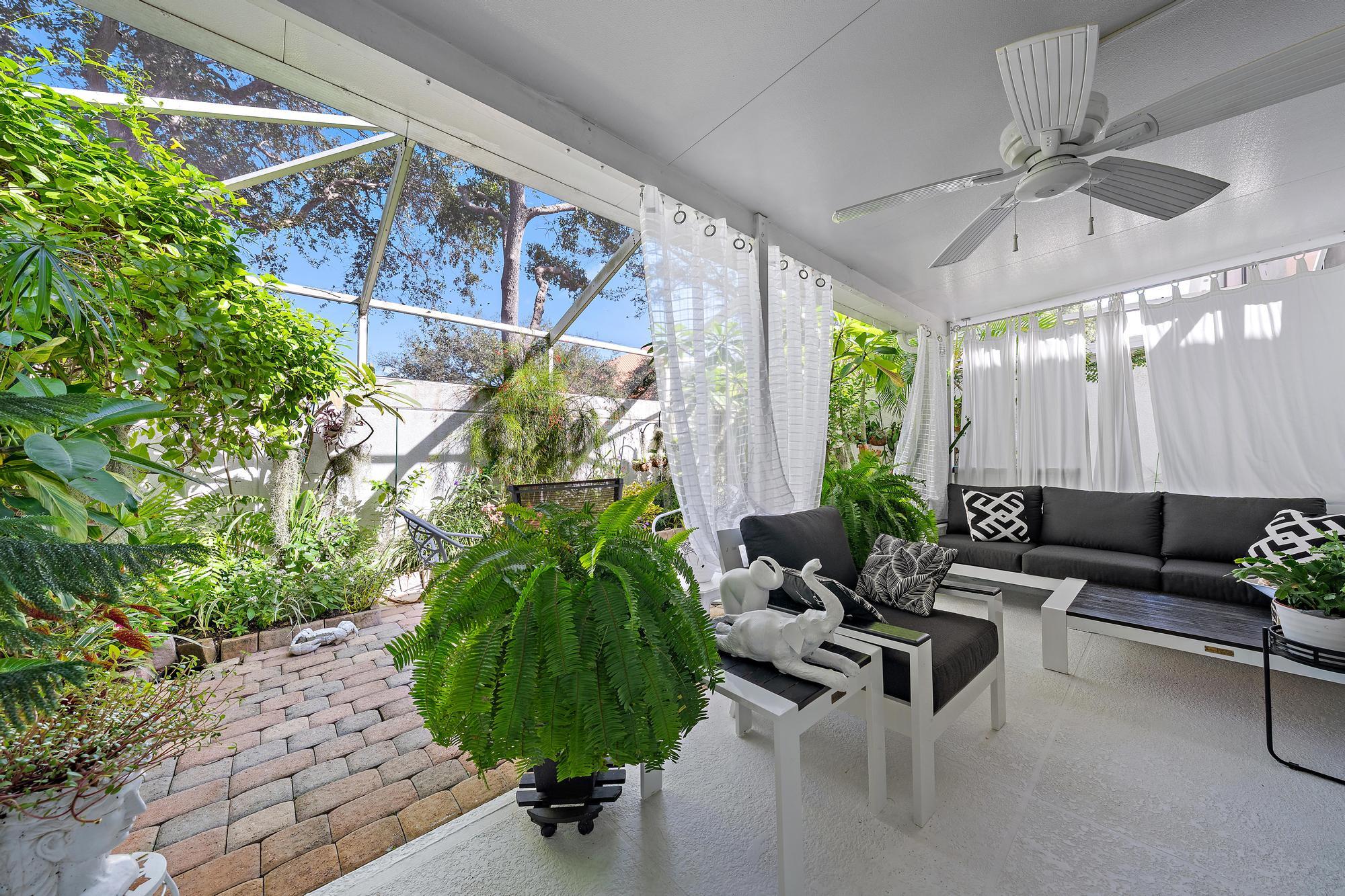 79 TALL OAKS, Tequesta FL 33469