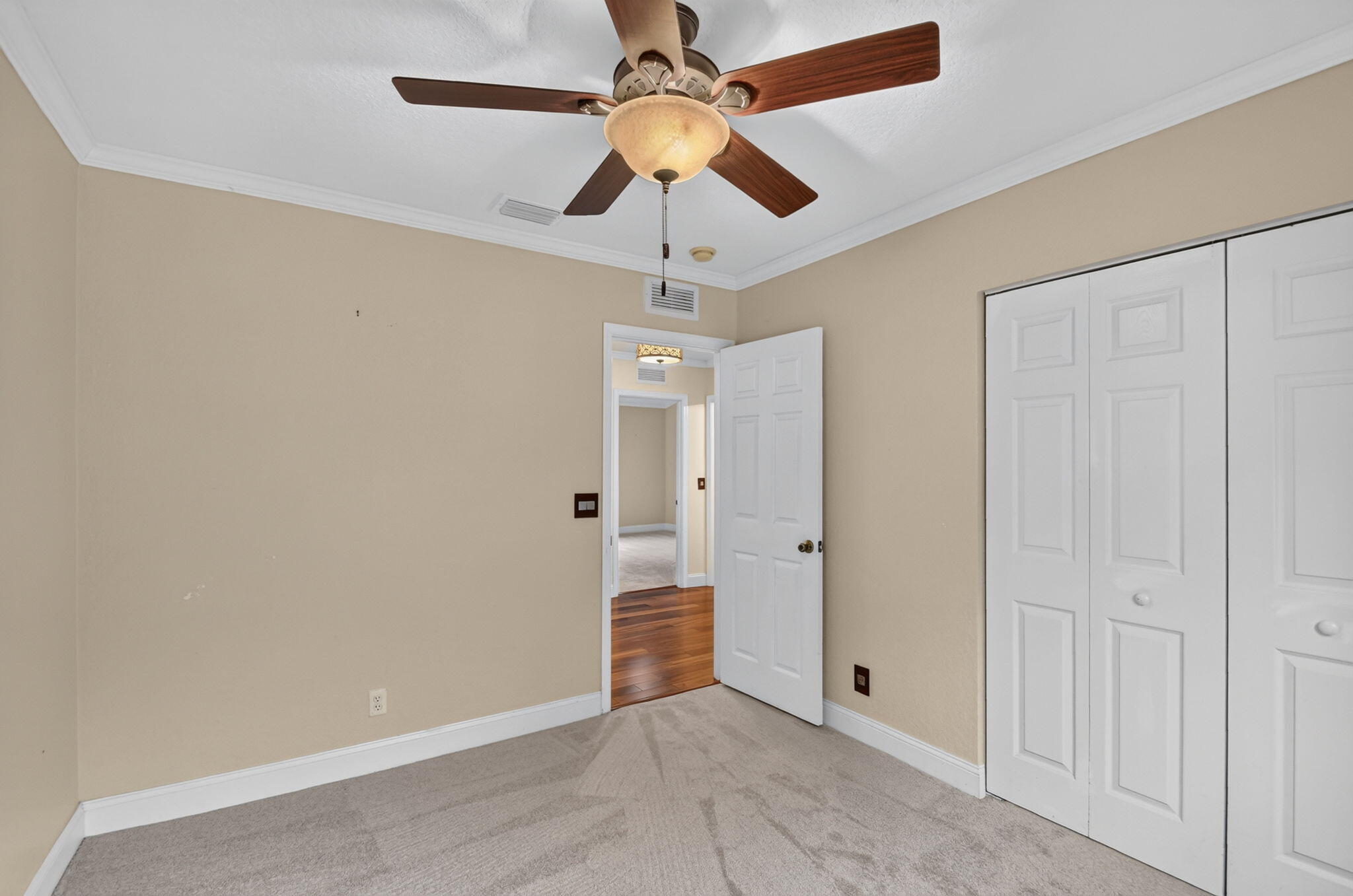 6143 Whalton, West Palm Beach FL 33411