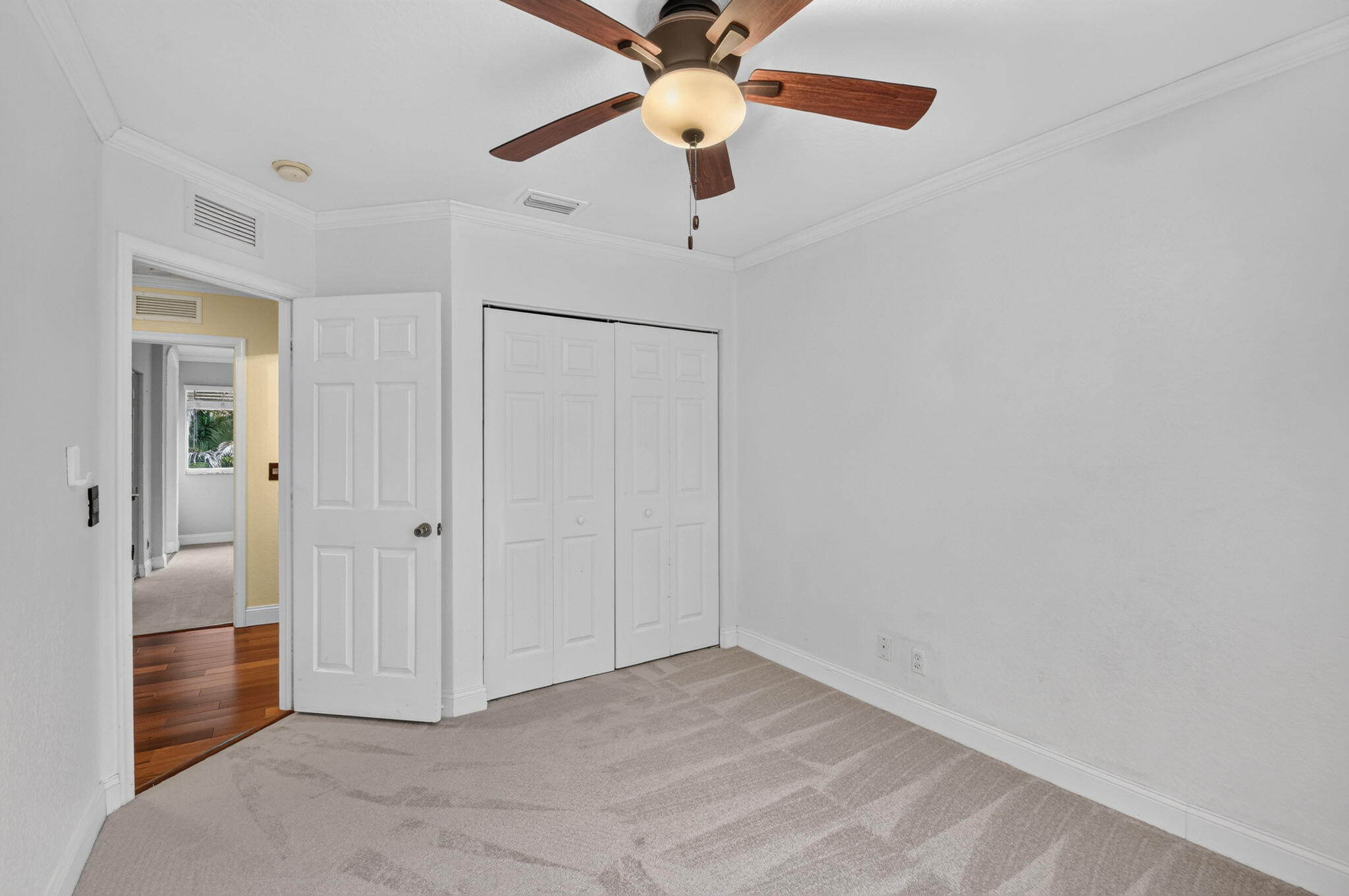 6143 Whalton, West Palm Beach FL 33411