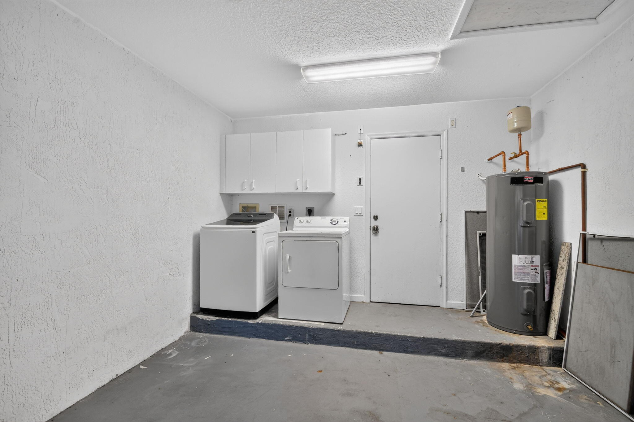 6143 Whalton, West Palm Beach FL 33411