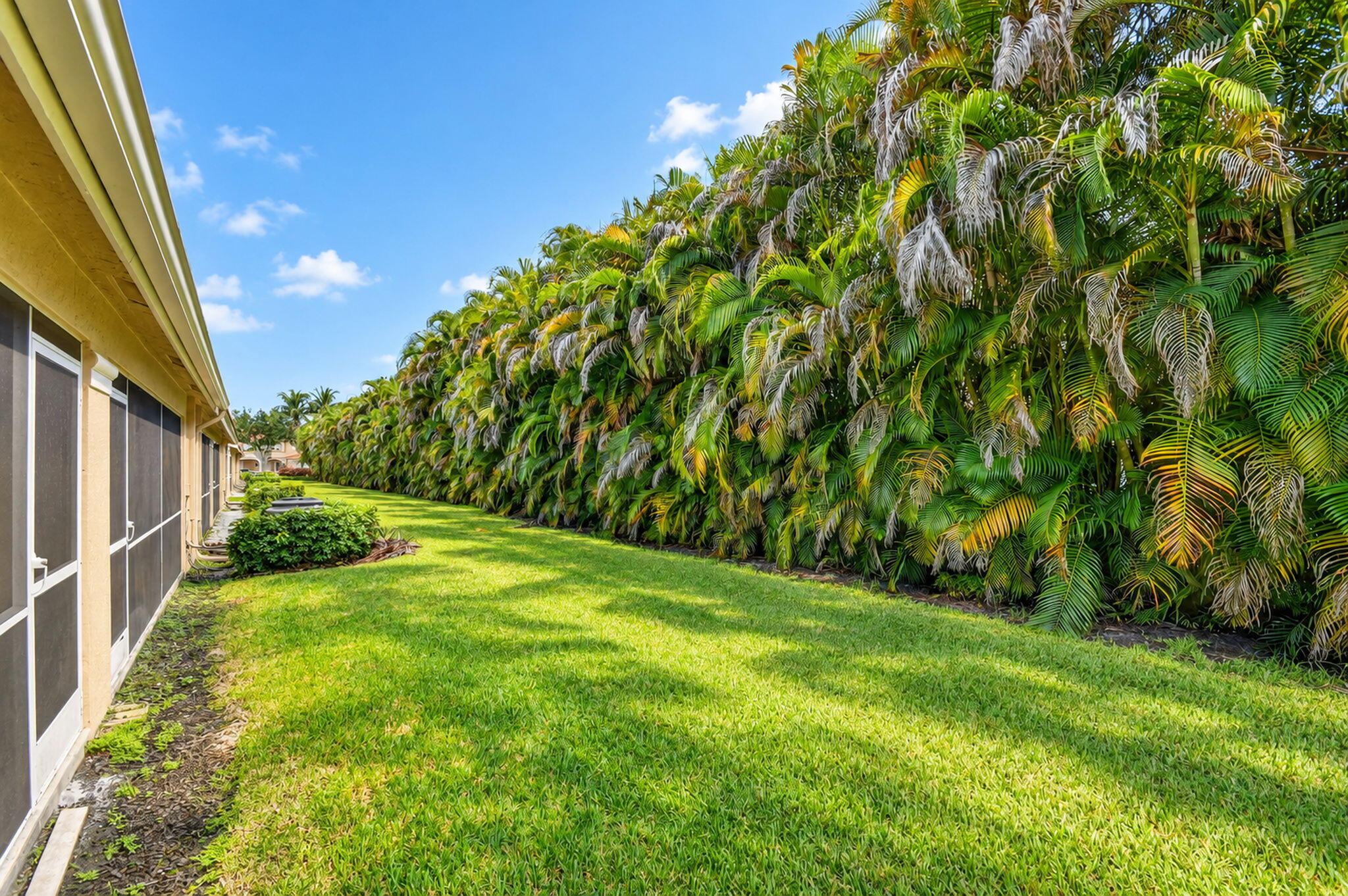 6143 Whalton, West Palm Beach FL 33411