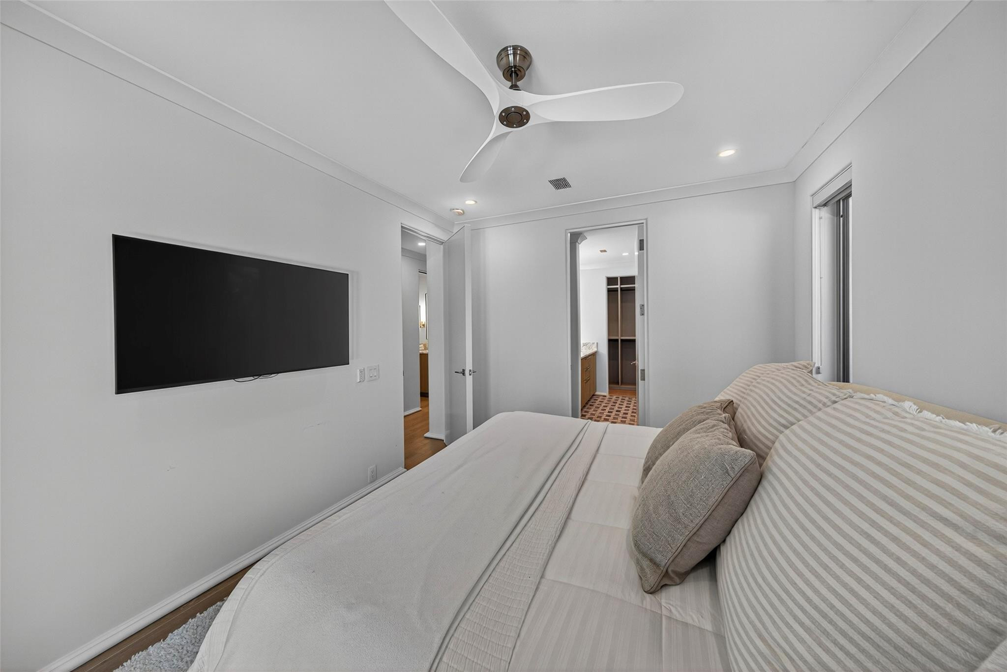 621 SW 5, Fort Lauderdale FL 33315
