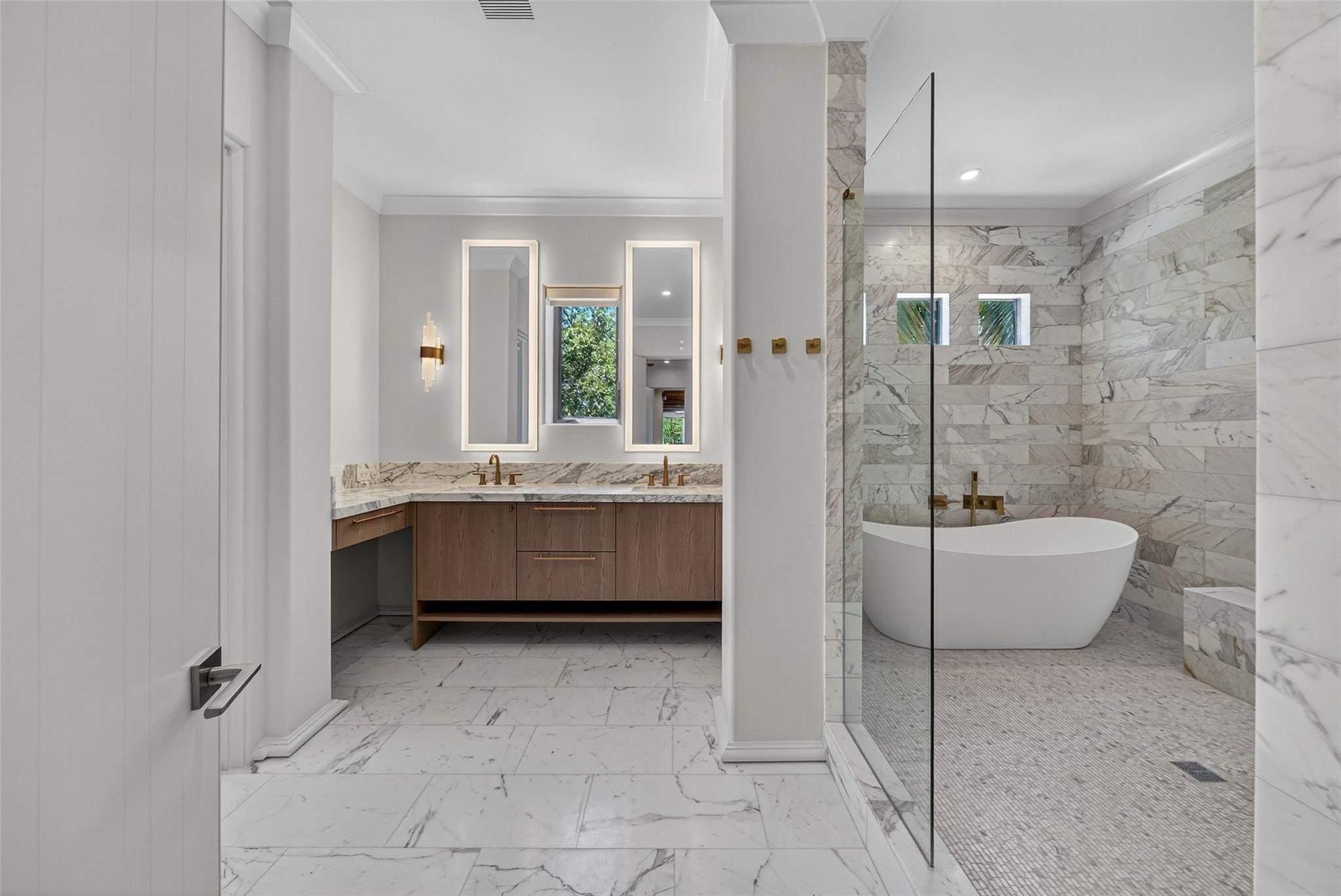 621 SW 5, Fort Lauderdale FL 33315