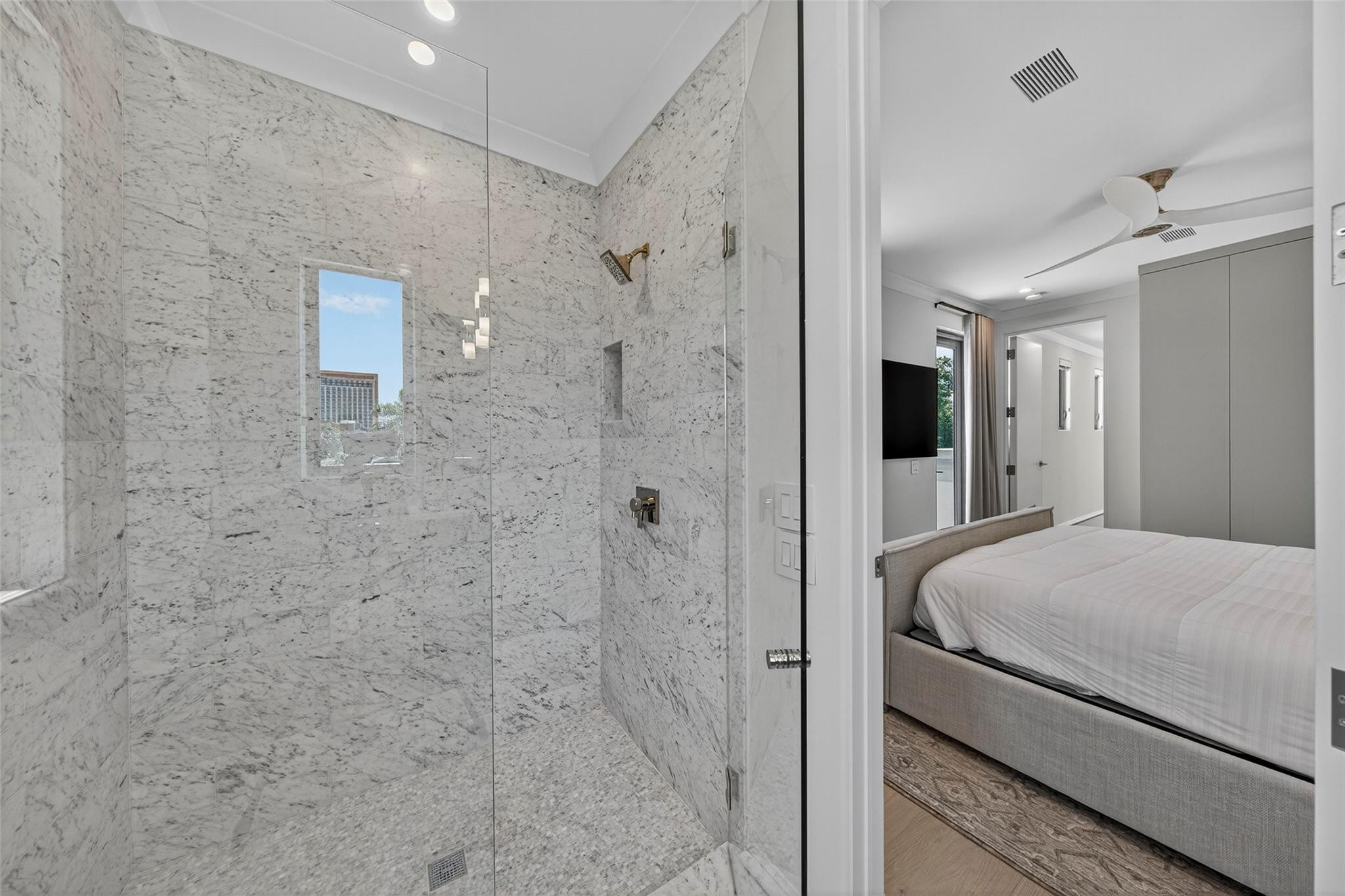 621 SW 5, Fort Lauderdale FL 33315