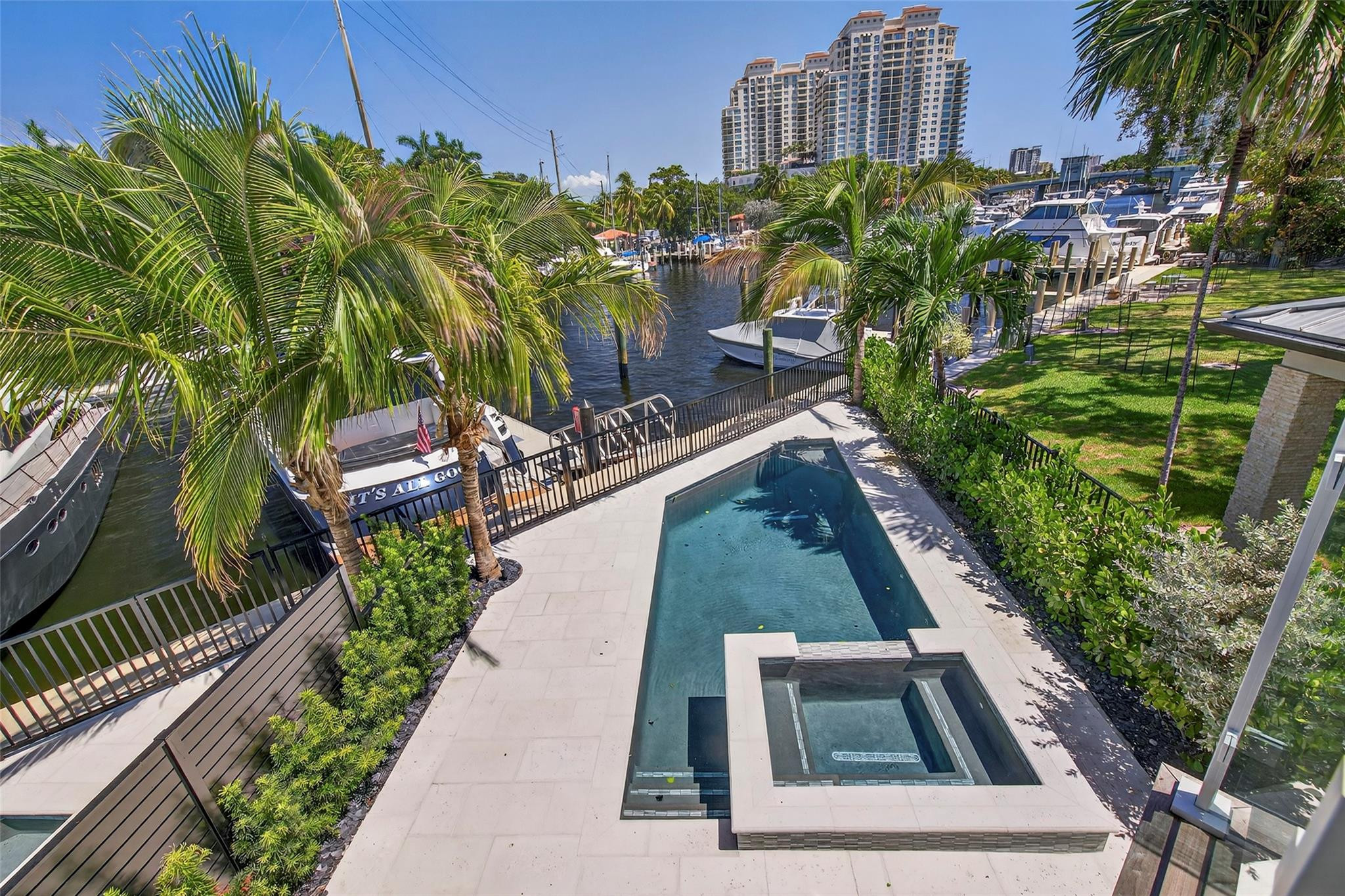 621 SW 5, Fort Lauderdale FL 33315