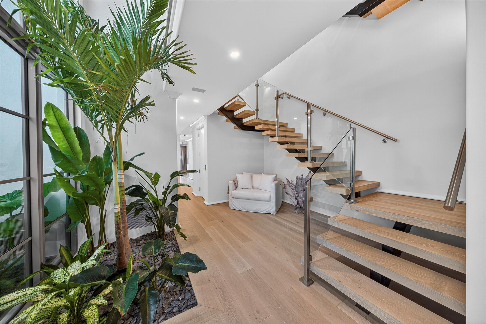 621 SW 5, Fort Lauderdale FL 33315