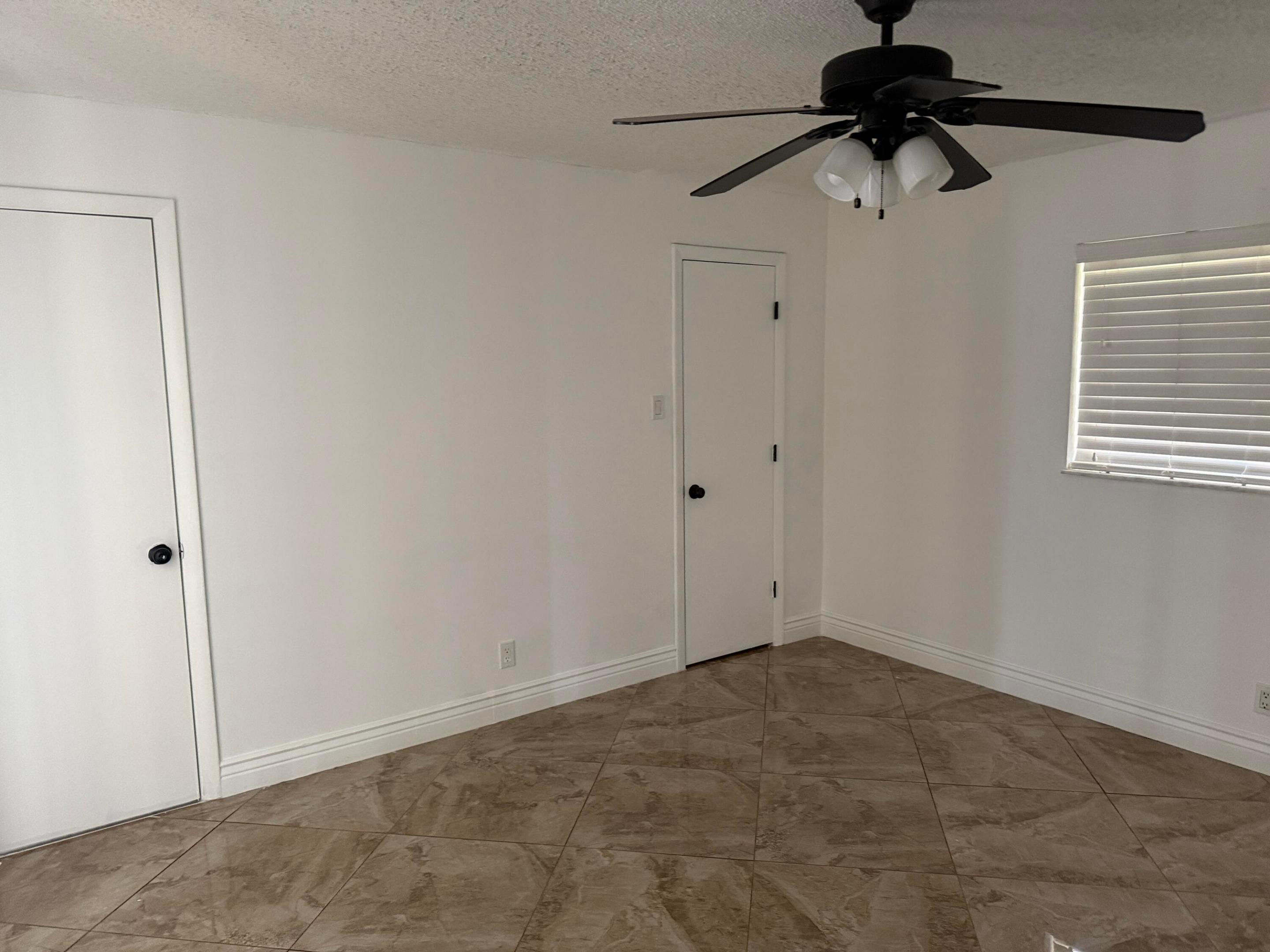 6957 NW 9TH, Margate FL 33063