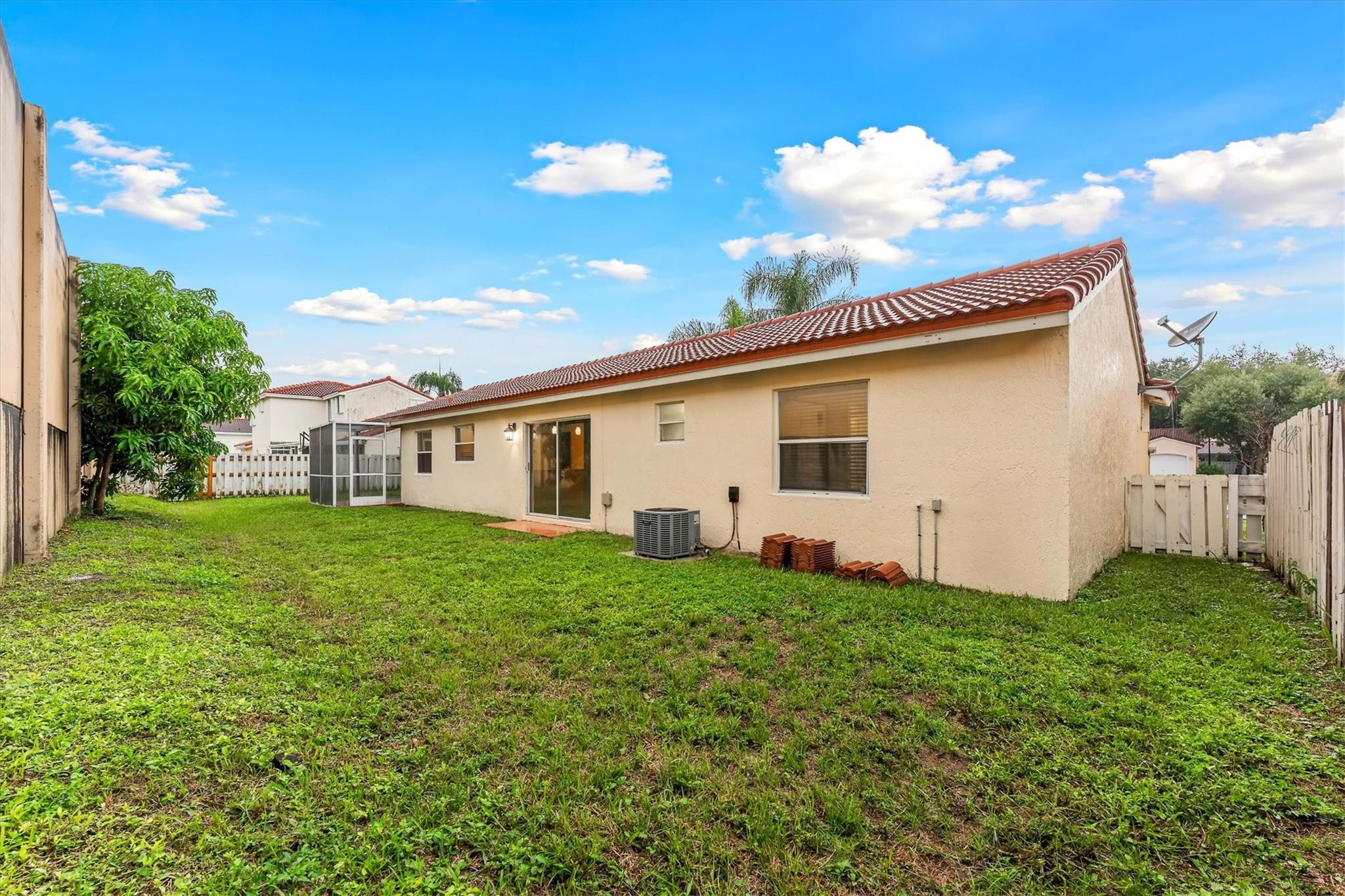 6000 NW 43RD, Coconut Creek FL 33073