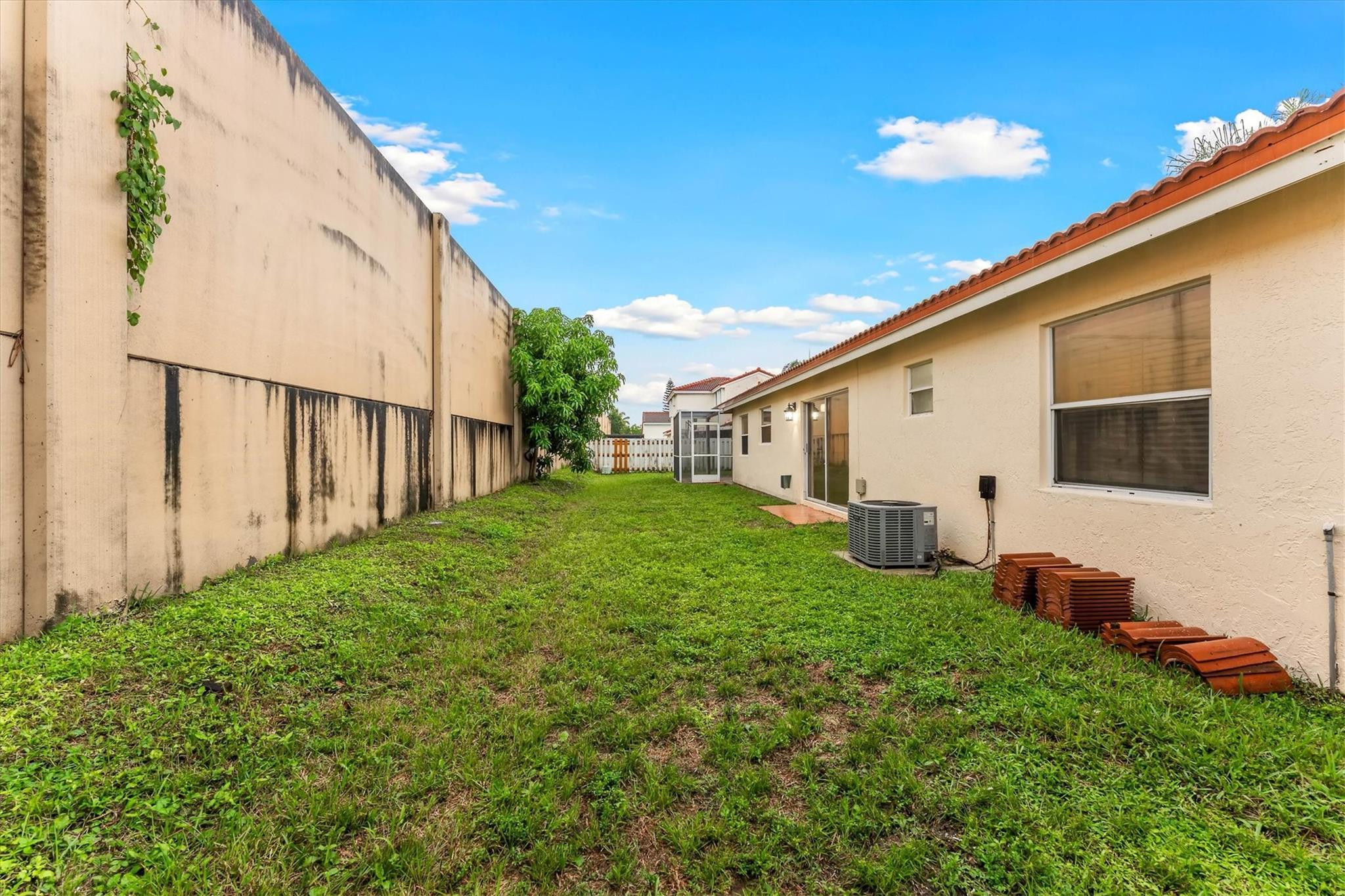 6000 NW 43RD, Coconut Creek FL 33073