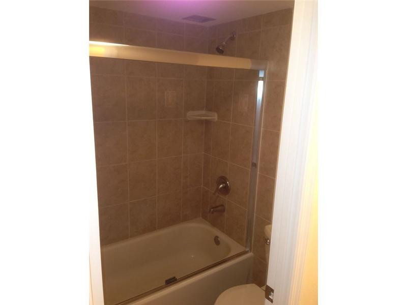 6901 ENVIRON #4F, Lauderhill FL 33319