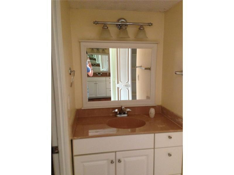 6901 ENVIRON #4F, Lauderhill FL 33319