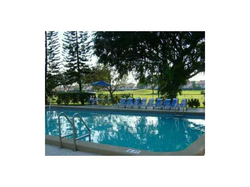 6901 ENVIRON #4F, Lauderhill FL 33319
