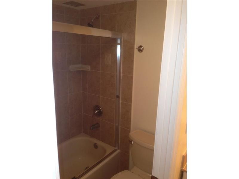 6901 ENVIRON #4F, Lauderhill FL 33319