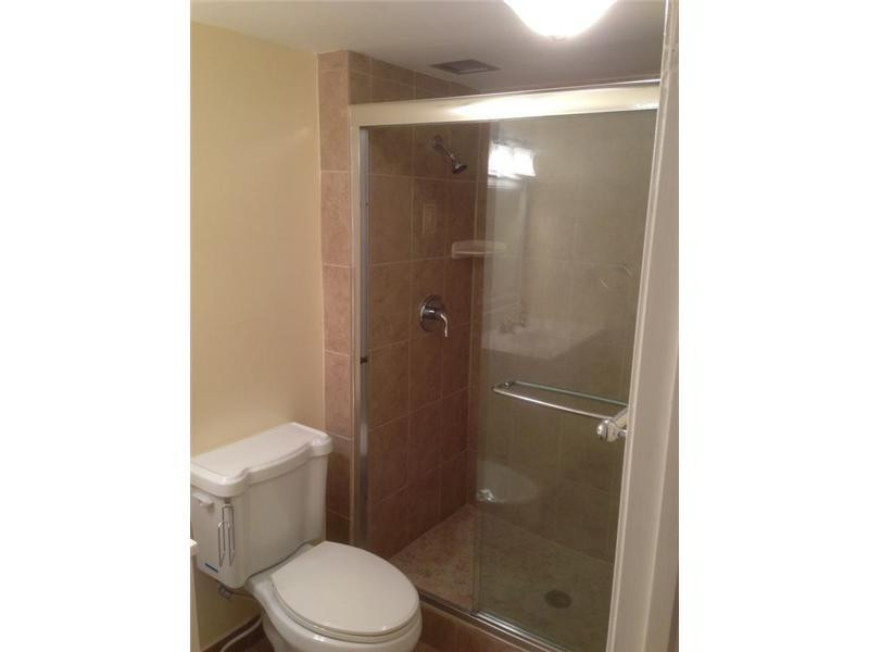 6901 ENVIRON #4F, Lauderhill FL 33319
