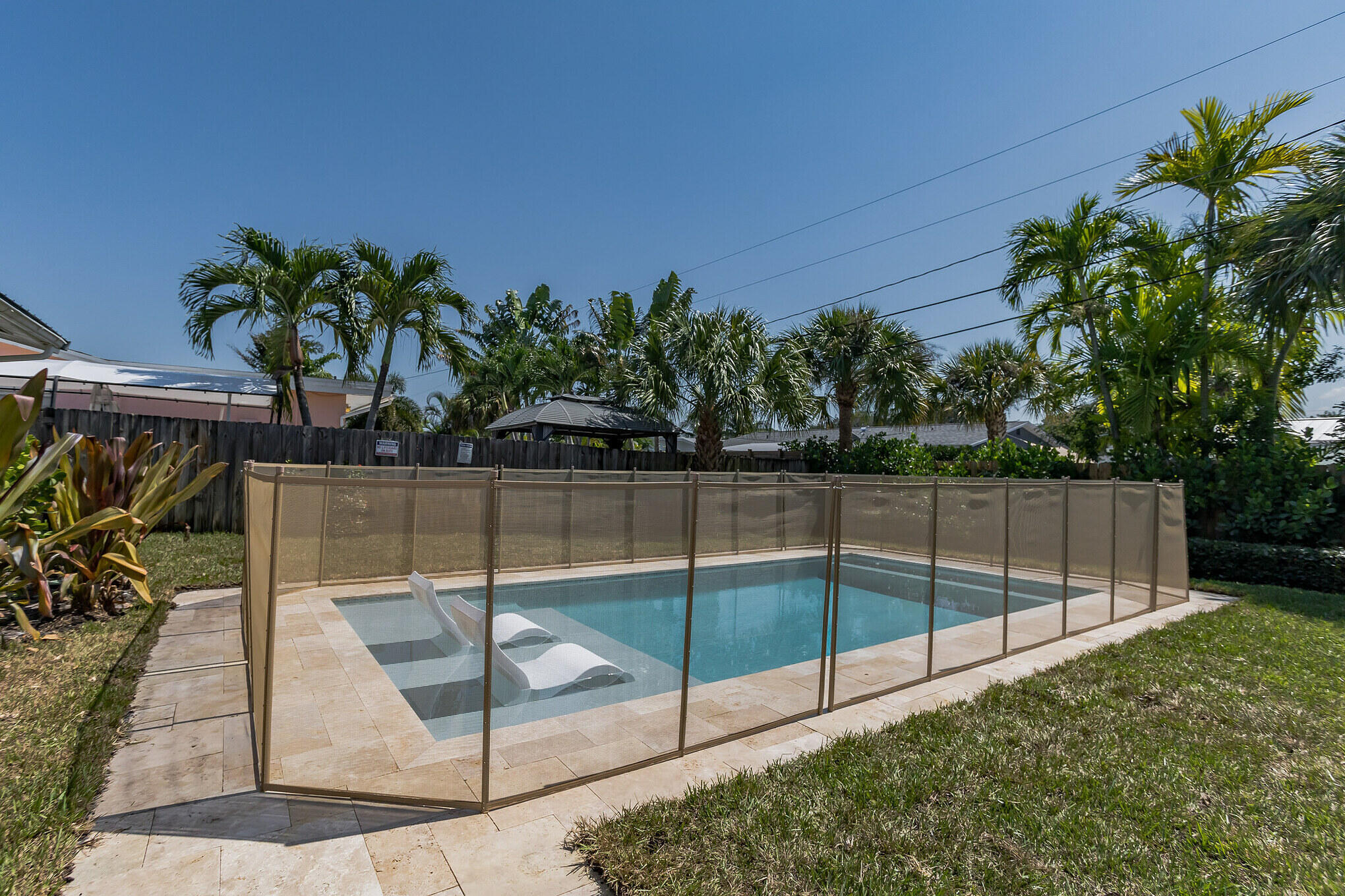 47 RIDGEWOOD, Tequesta FL 33469