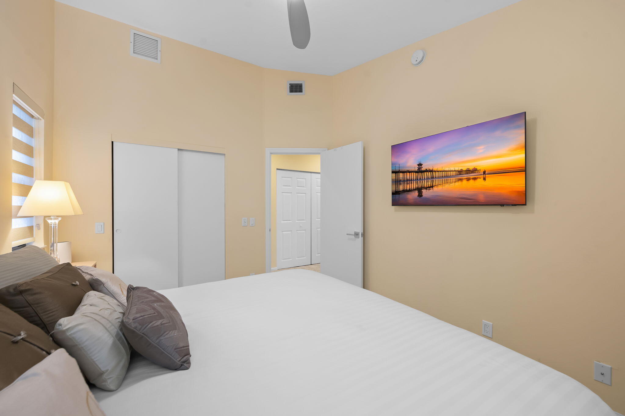 3602 YACHT CLUB #401, Aventura FL 33180