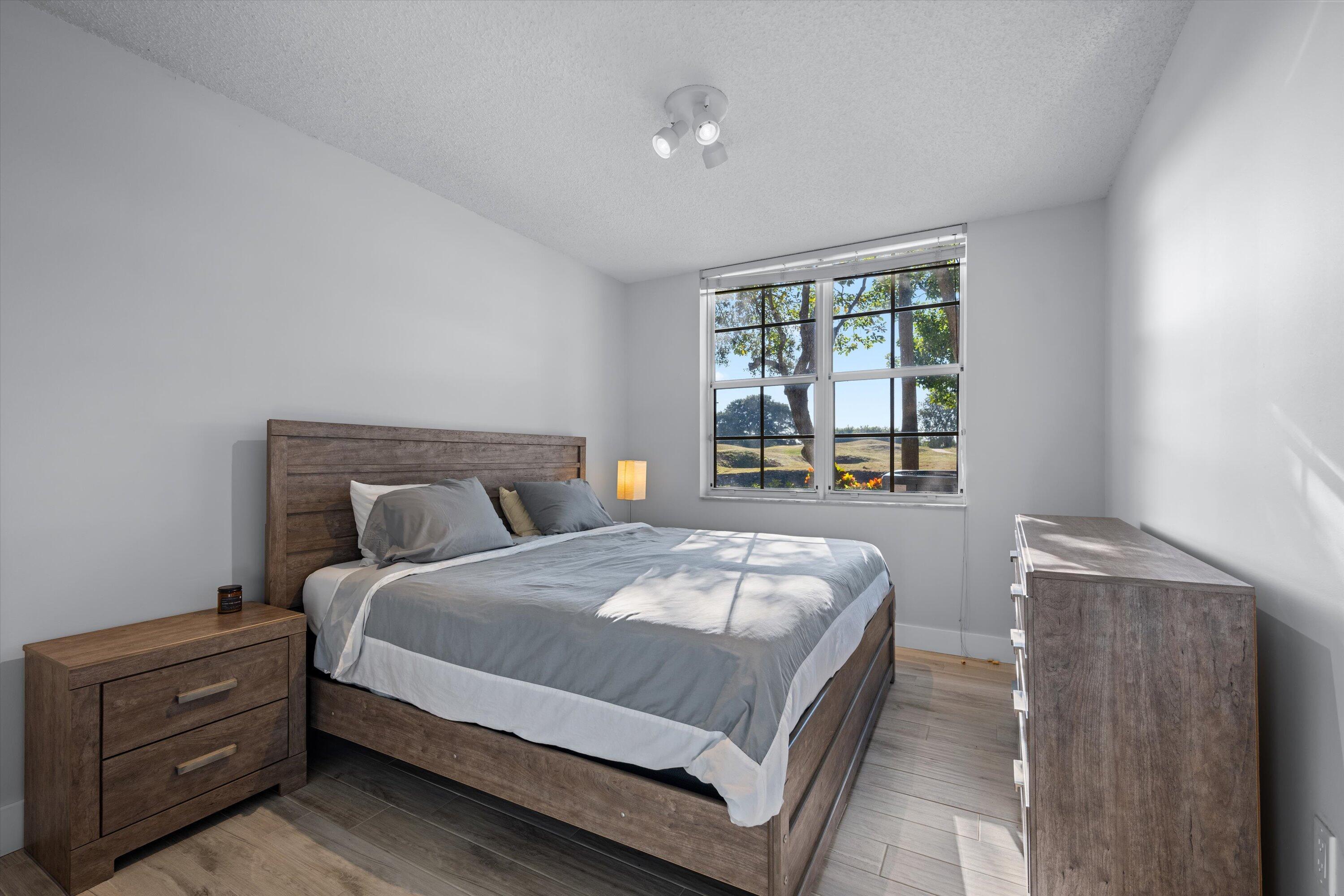 11730 SAINT ANDREWS #102, Wellington FL 33414