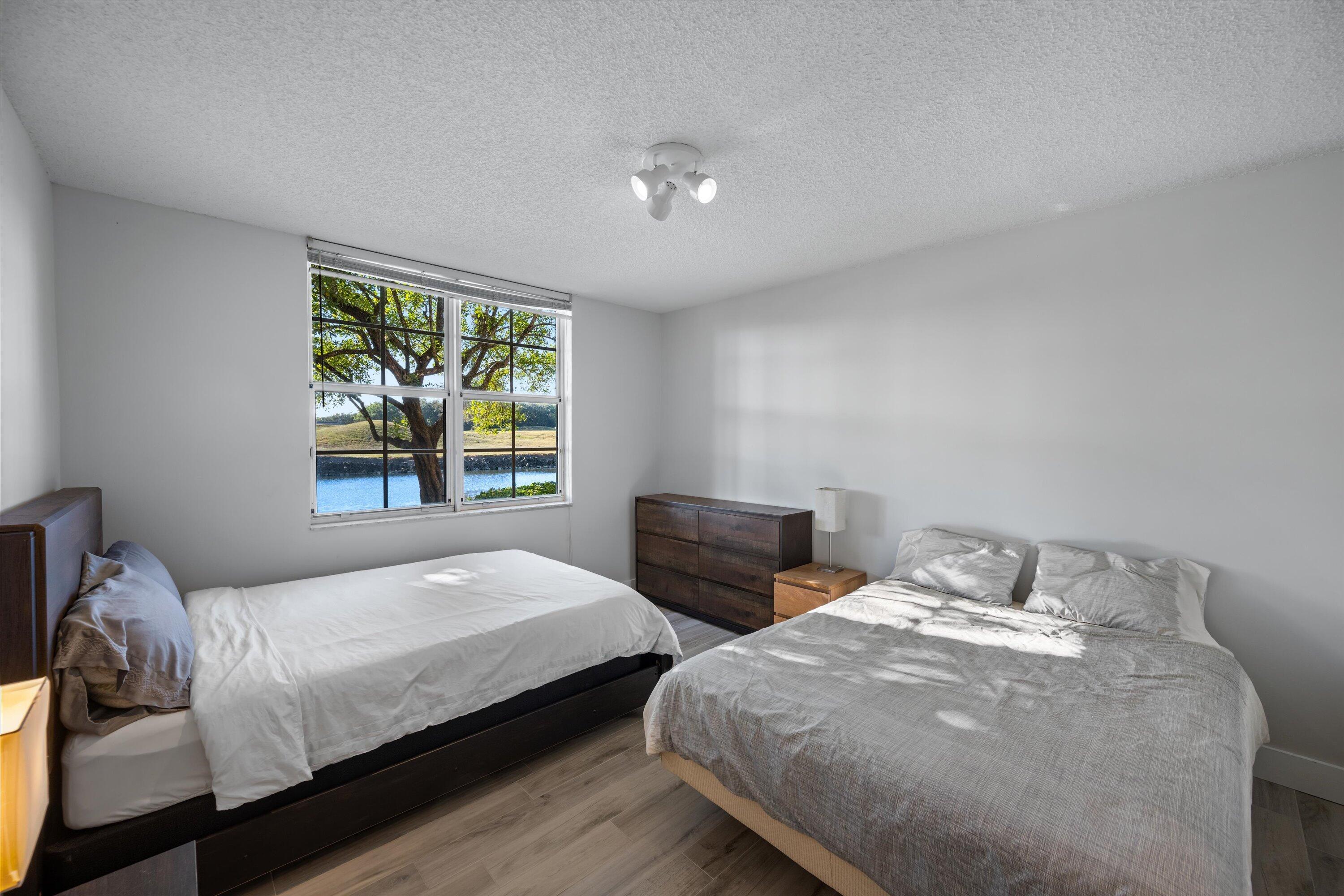 11730 SAINT ANDREWS #102, Wellington FL 33414