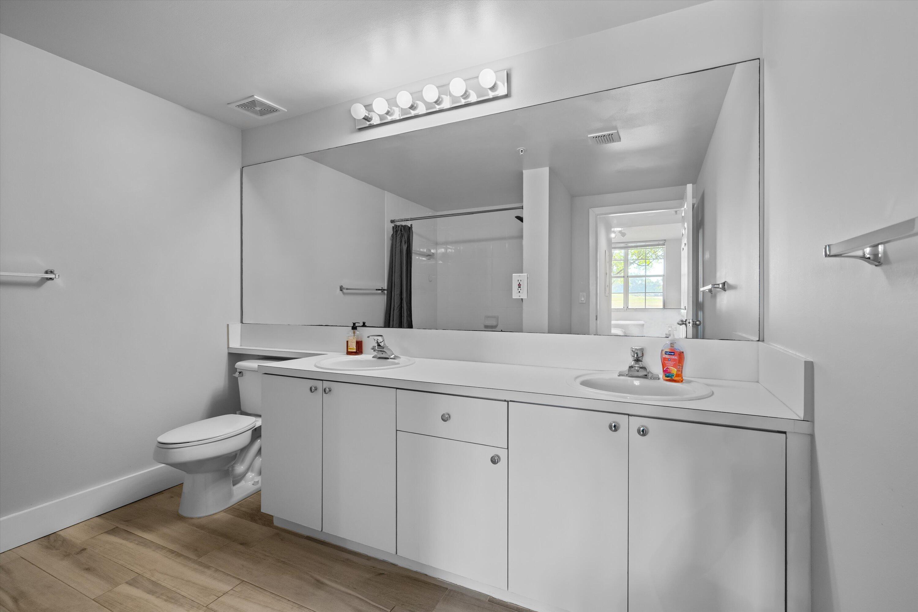 11730 SAINT ANDREWS #102, Wellington FL 33414