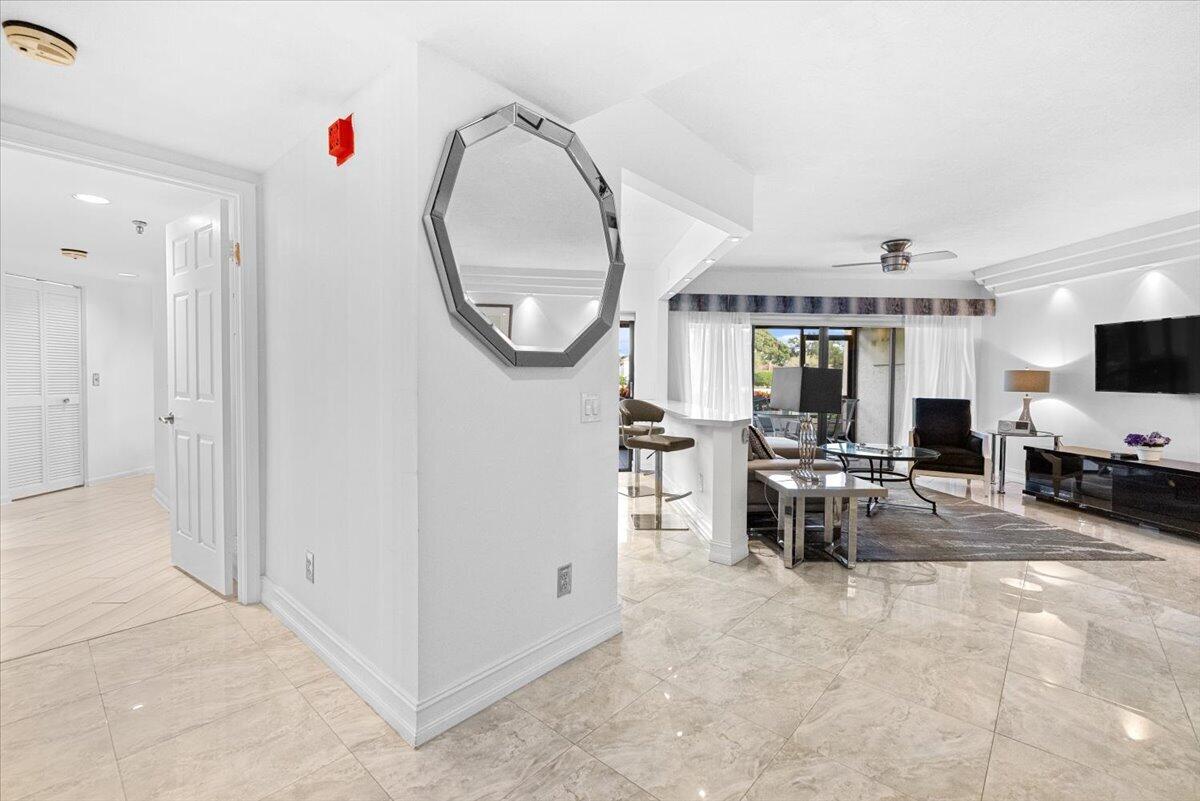 7507 LA PAZ #104, Boca Raton FL 33433