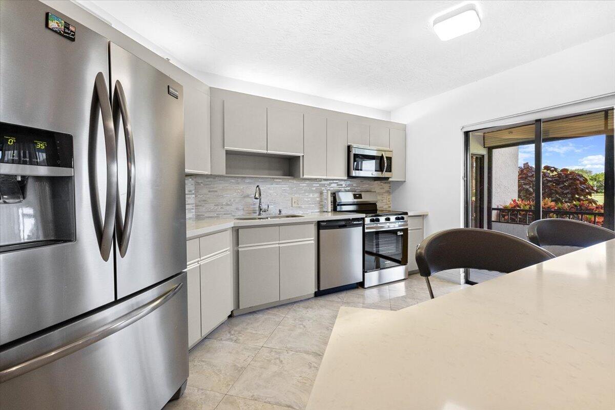 7507 LA PAZ #104, Boca Raton FL 33433