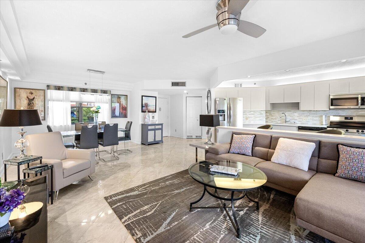 7507 LA PAZ #104, Boca Raton FL 33433