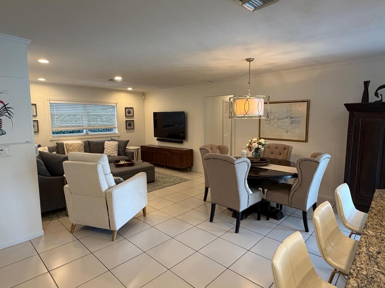 827 NE 33RD, Boca Raton FL 33431