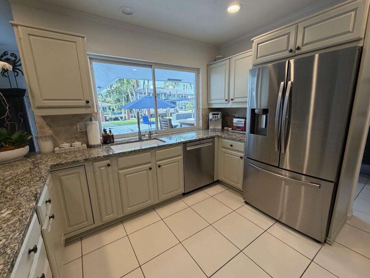 827 NE 33RD, Boca Raton FL 33431