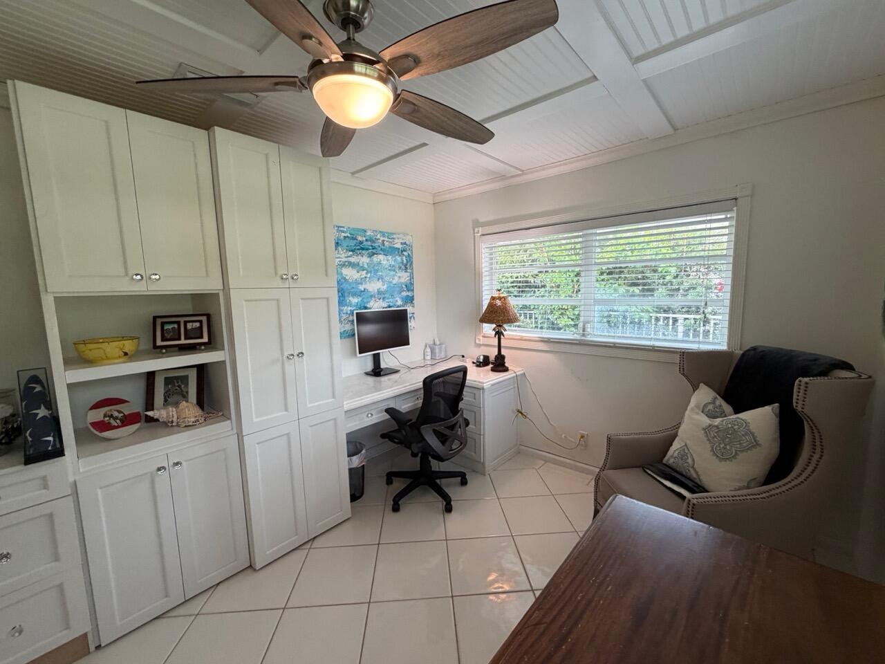 827 NE 33RD, Boca Raton FL 33431