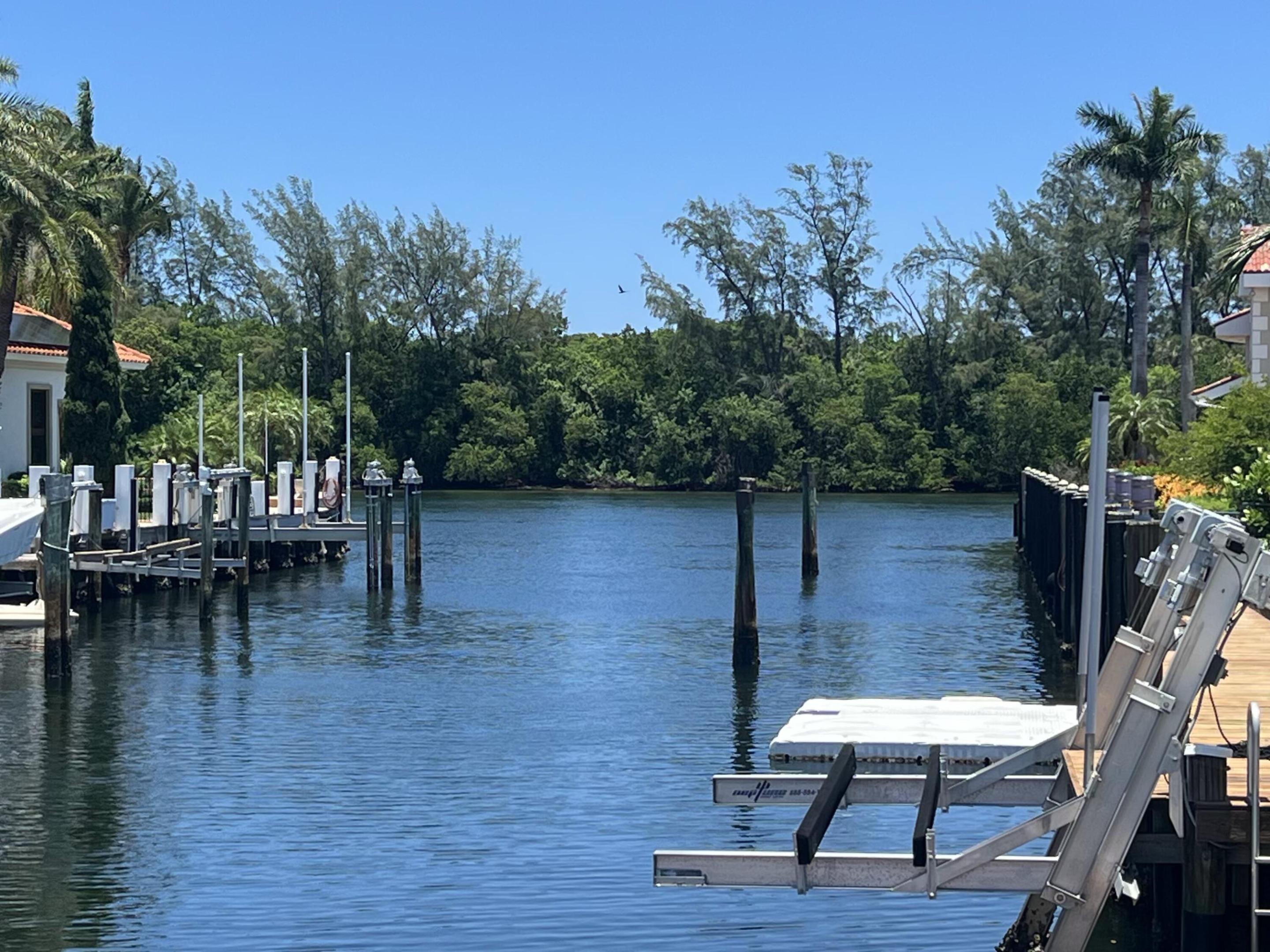 827 NE 33RD, Boca Raton FL 33431