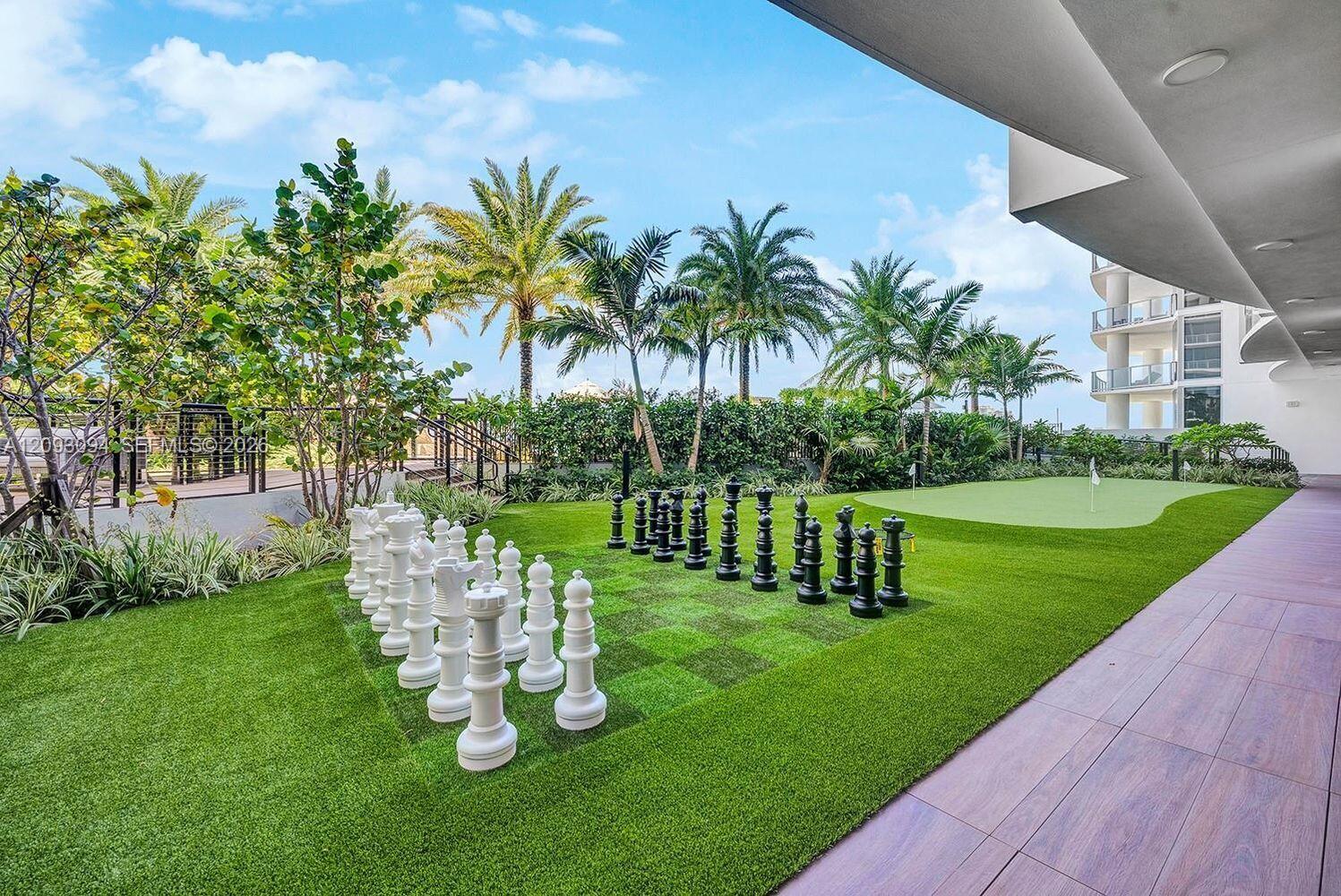 220 LAKE SHORE #1423, West Palm Beach FL 33403