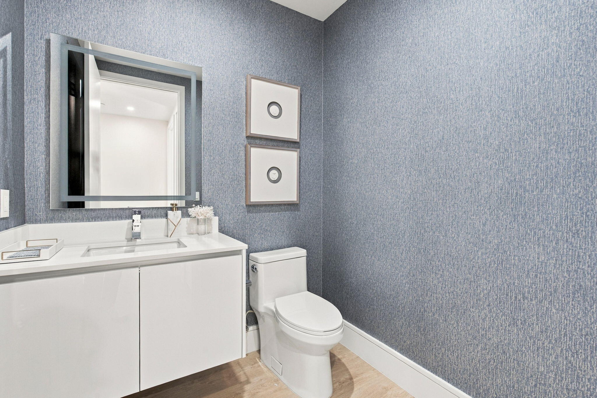 220 LAKE SHORE #1423, West Palm Beach FL 33403