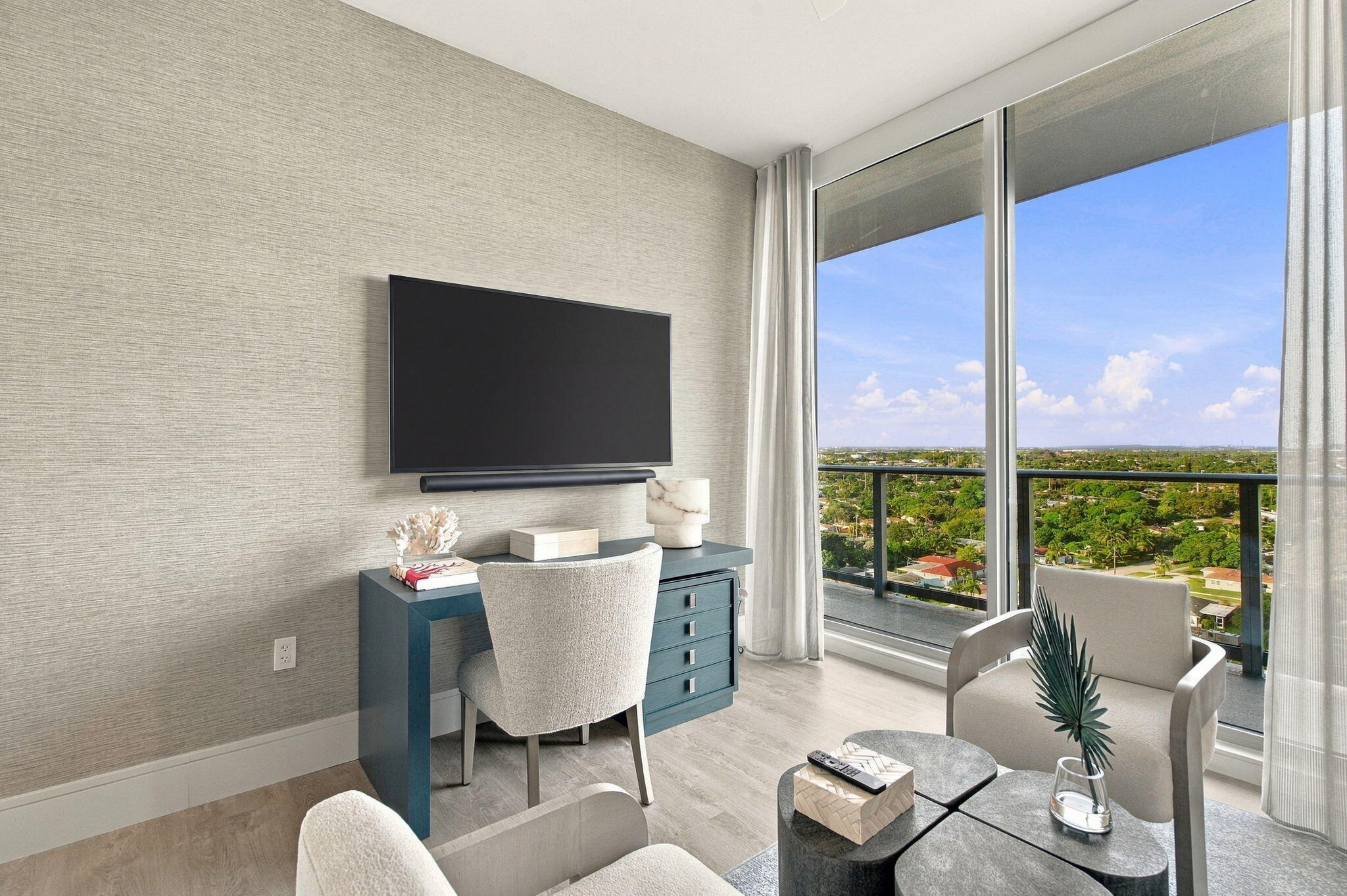 220 LAKE SHORE #1423, West Palm Beach FL 33403