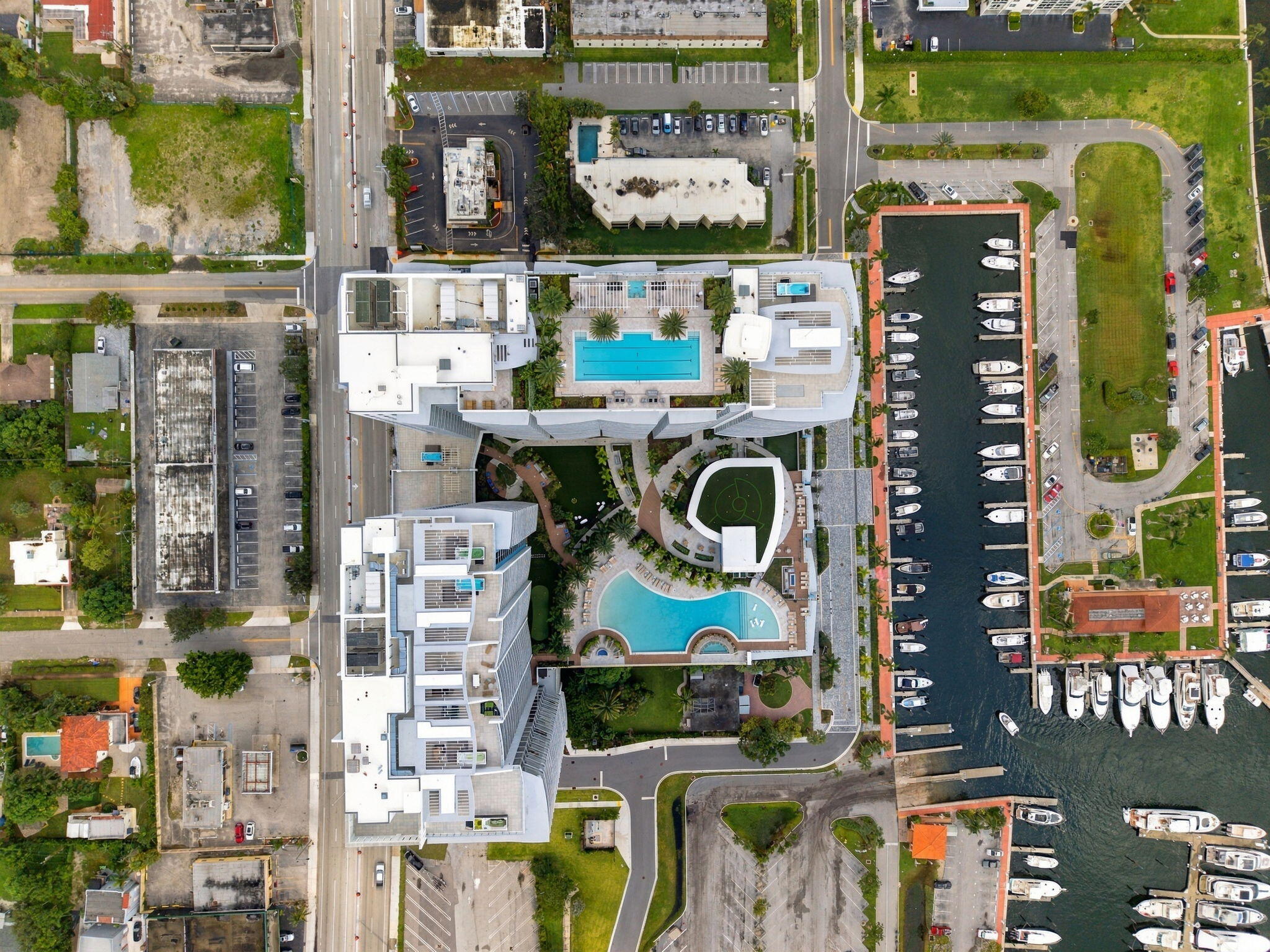 220 LAKE SHORE #1423, West Palm Beach FL 33403